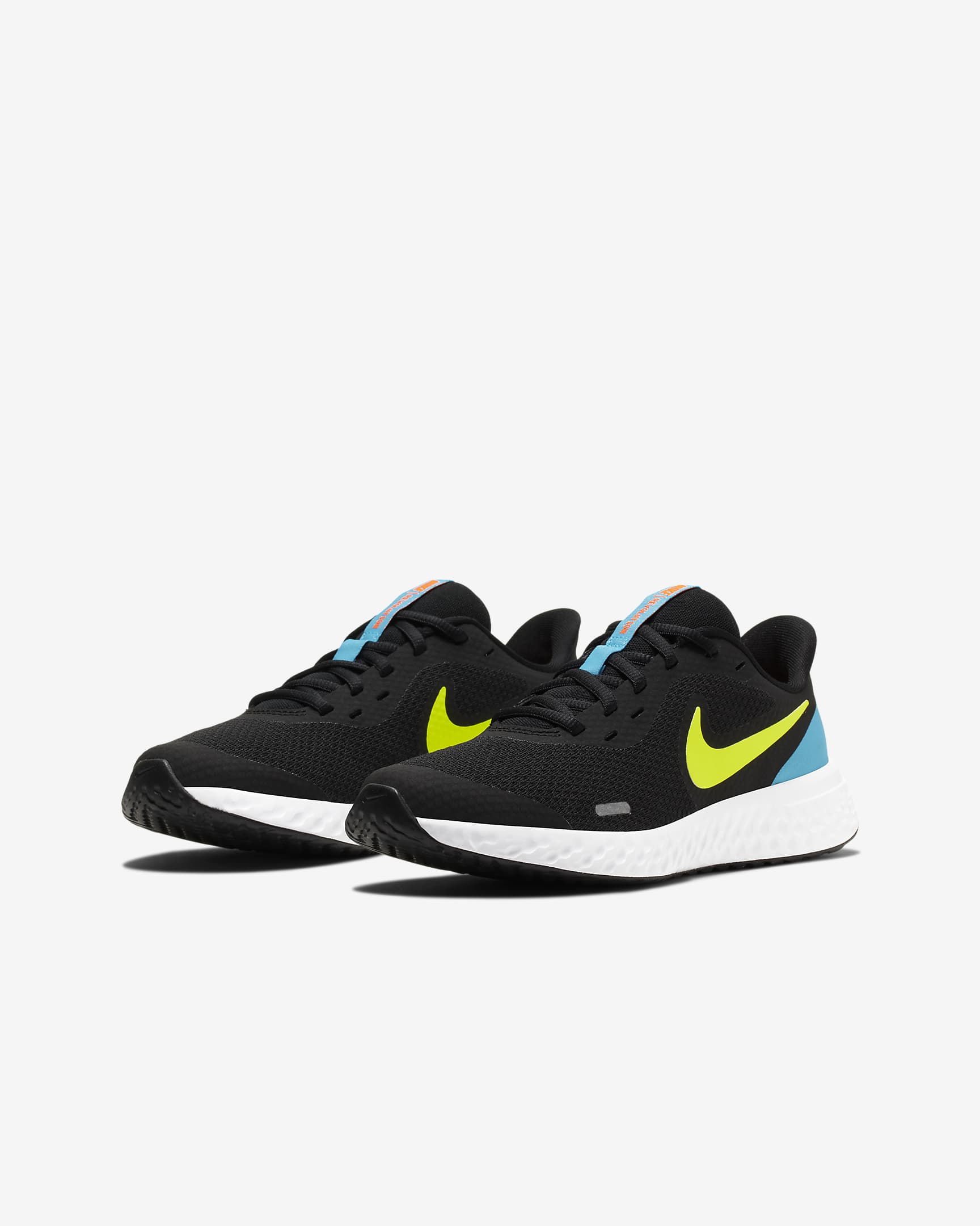 Nike Revolution 5 Older Kids' Road Running Shoes. Nike AT