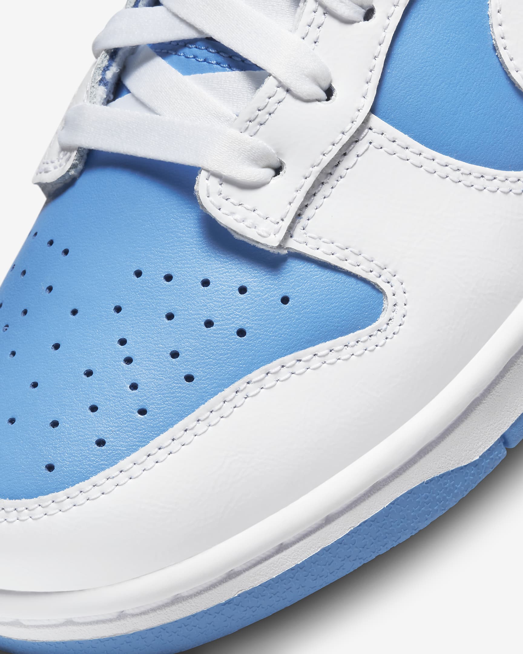 women's low top basketball shoes