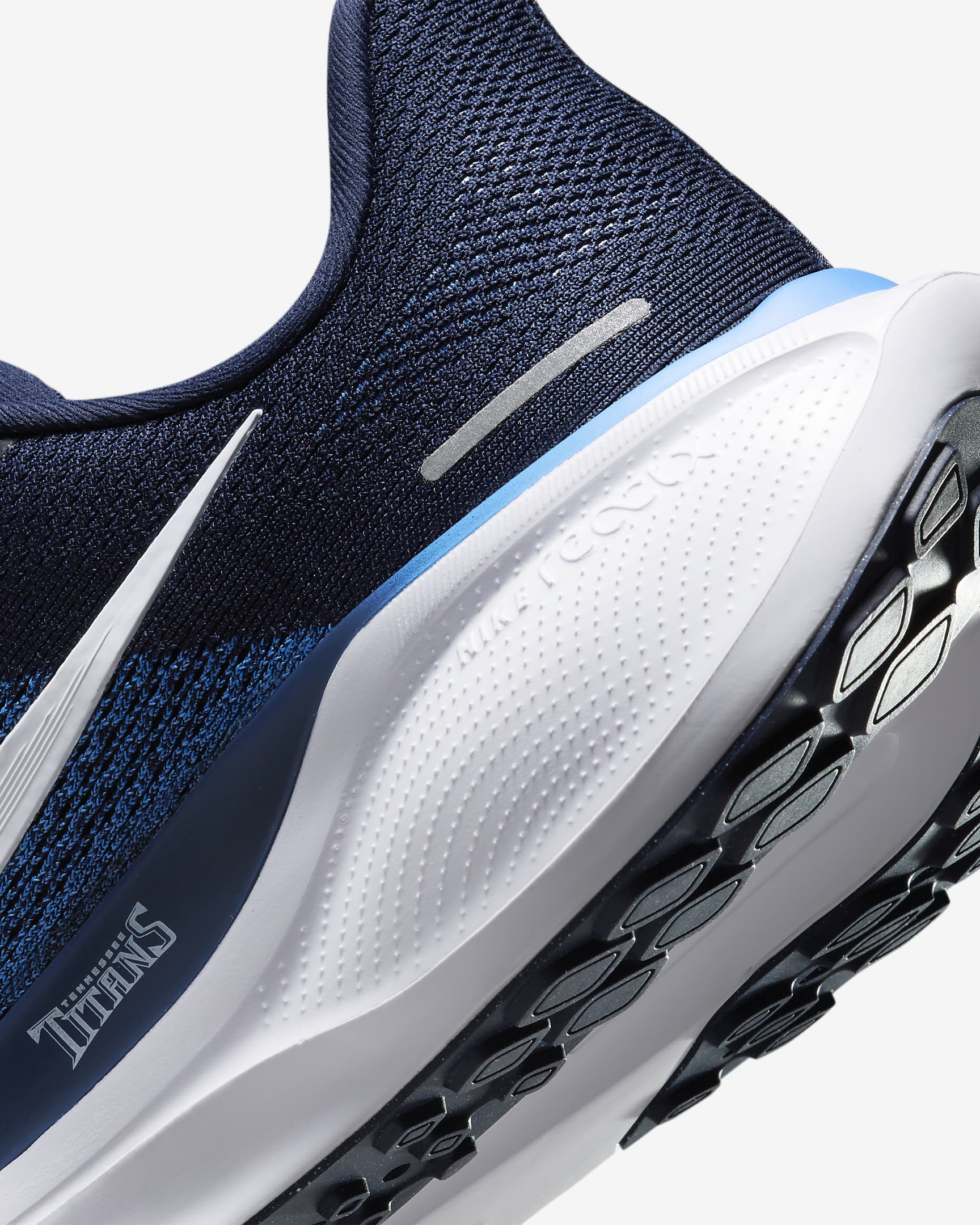 Nike Pegasus 41 NFL Tennessee Titans Men's Road Running Shoes - College Navy/White/Coast/White