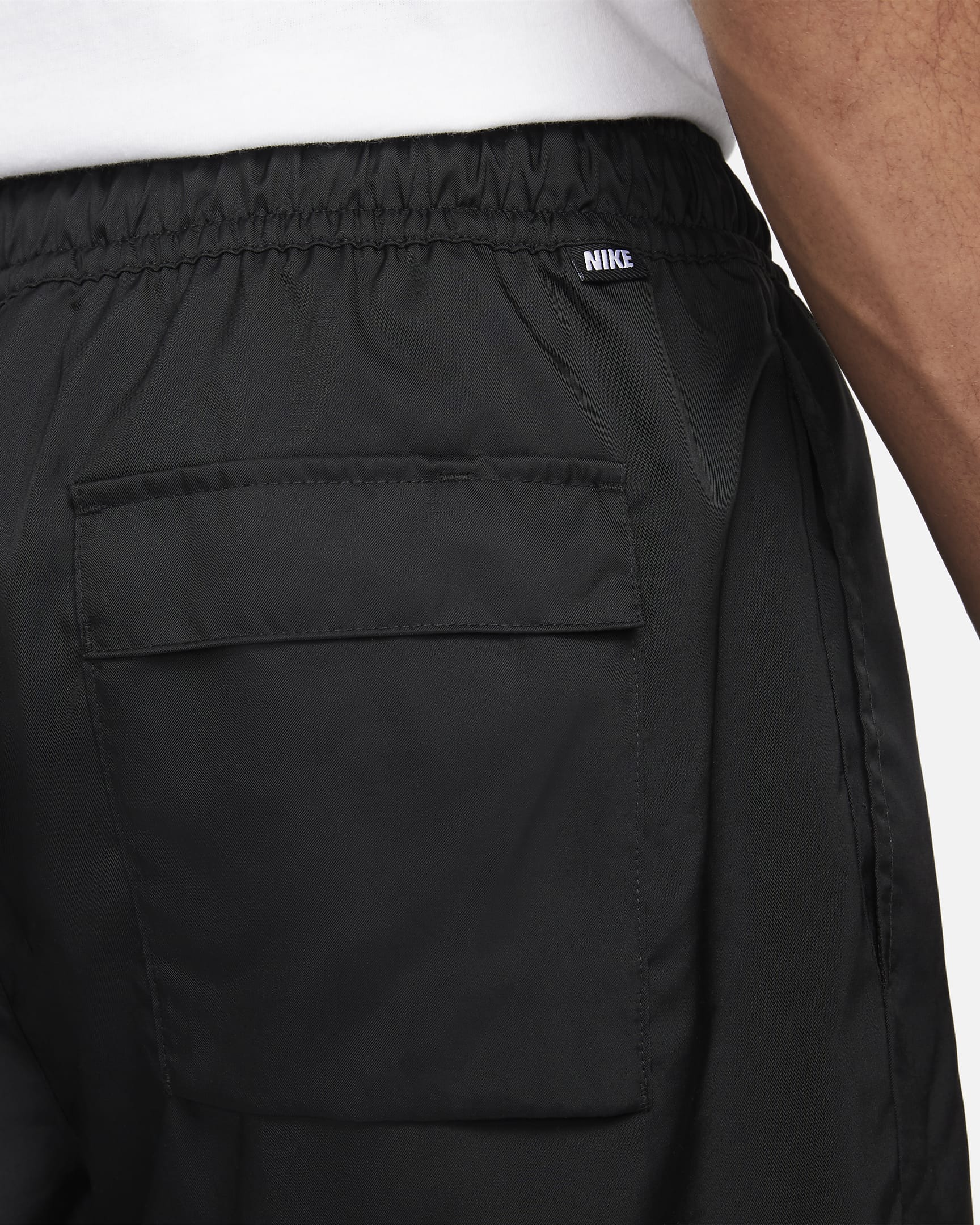 Shorts de ajuste relajado de tejido Woven forrados para hombre Nike Sportswear Sport Essentials - Negro/Blanco