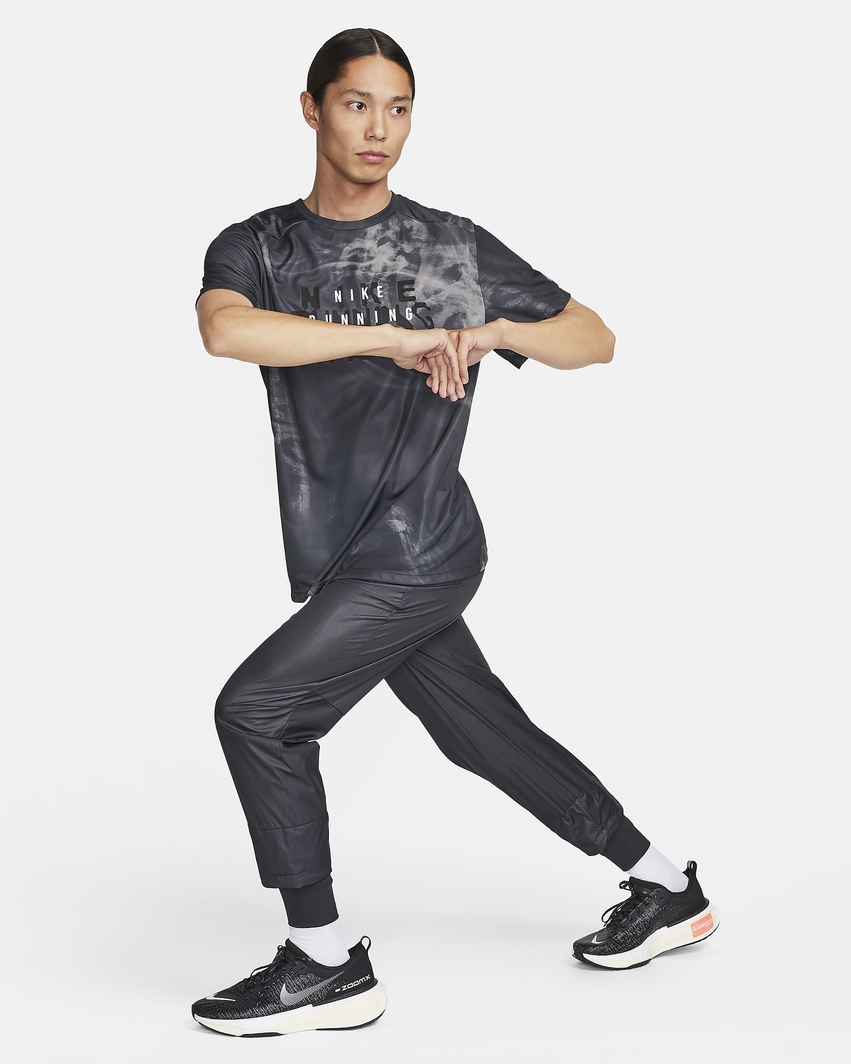 Nike Running Division Phenom Men's Storm-FIT Running Pants. Nike JP