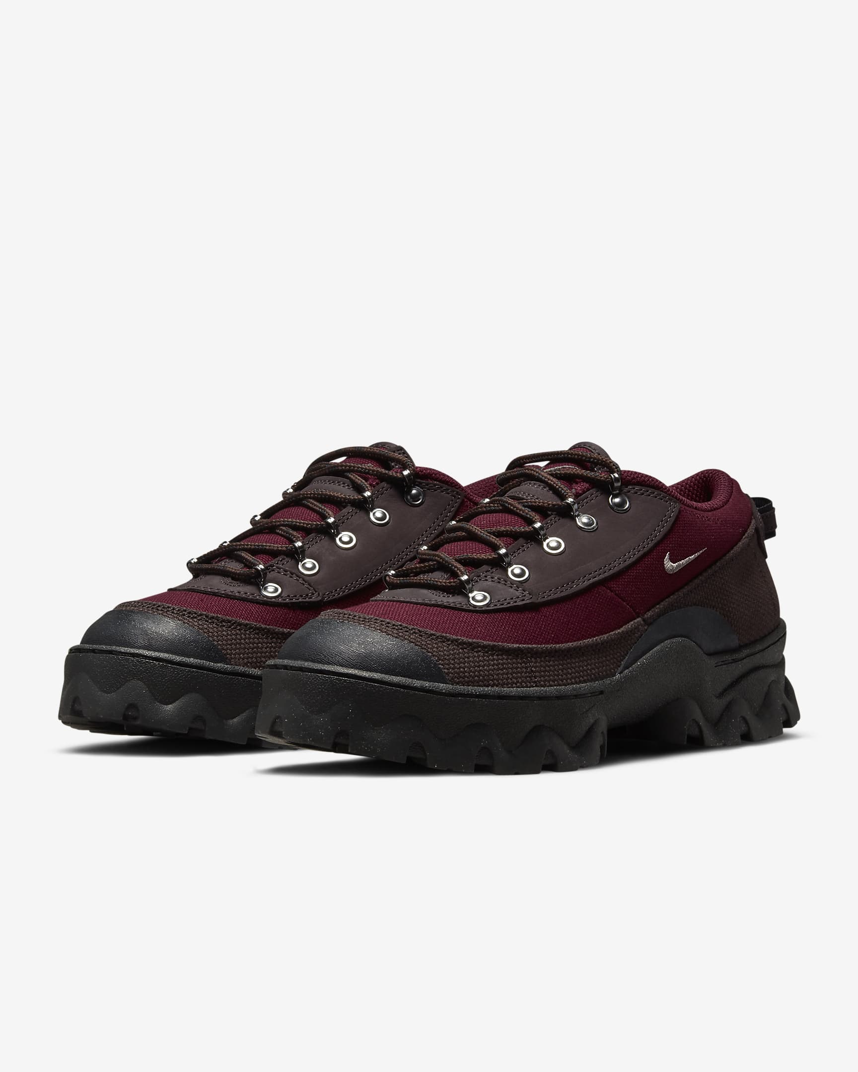 Nike Lahar Low Women's Shoe - Madeira/Dark Beetroot/Black/Smoke