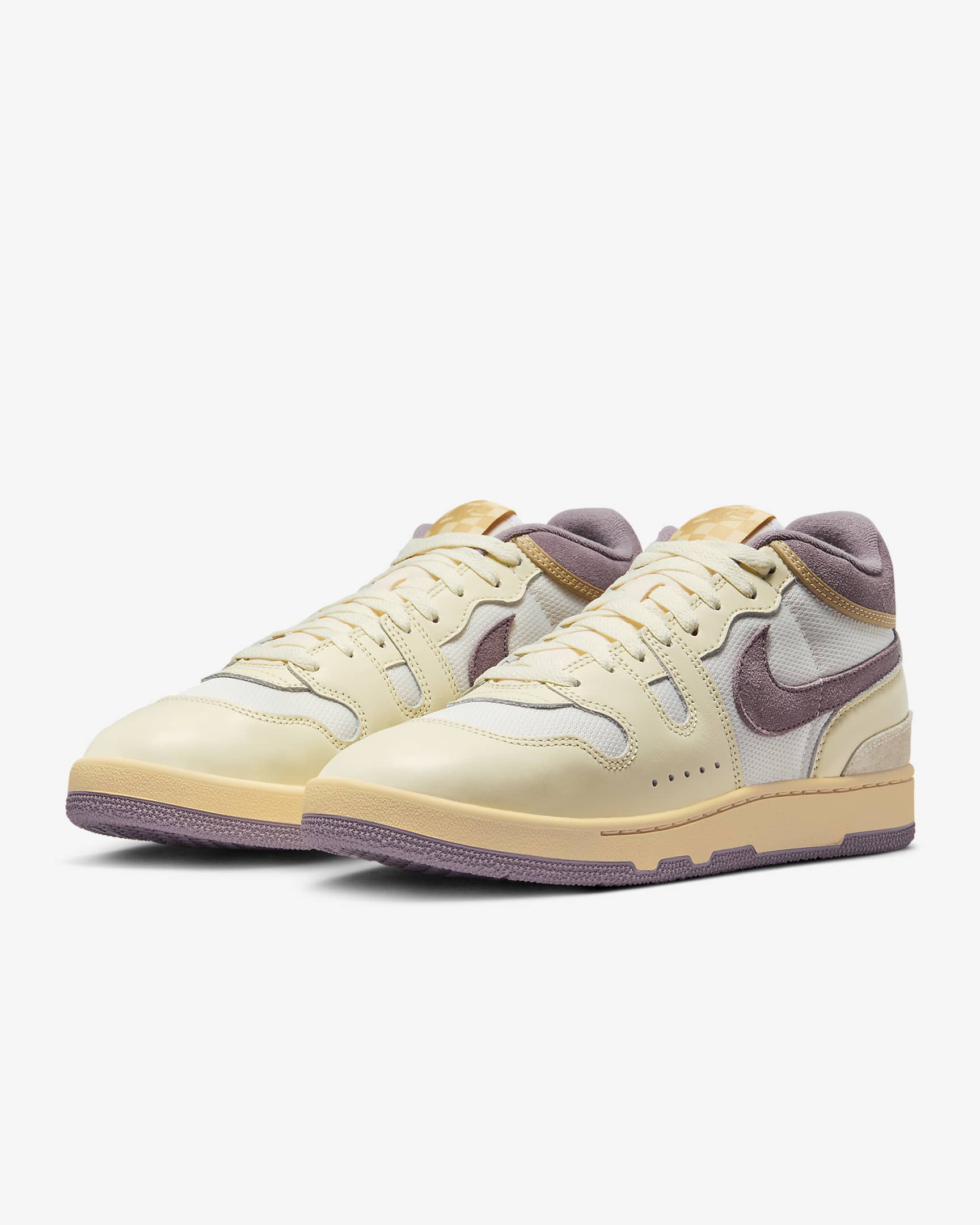 Nike Attack Men's Shoes - Sail/Coconut Milk/Pale Vanilla/Taupe Grey