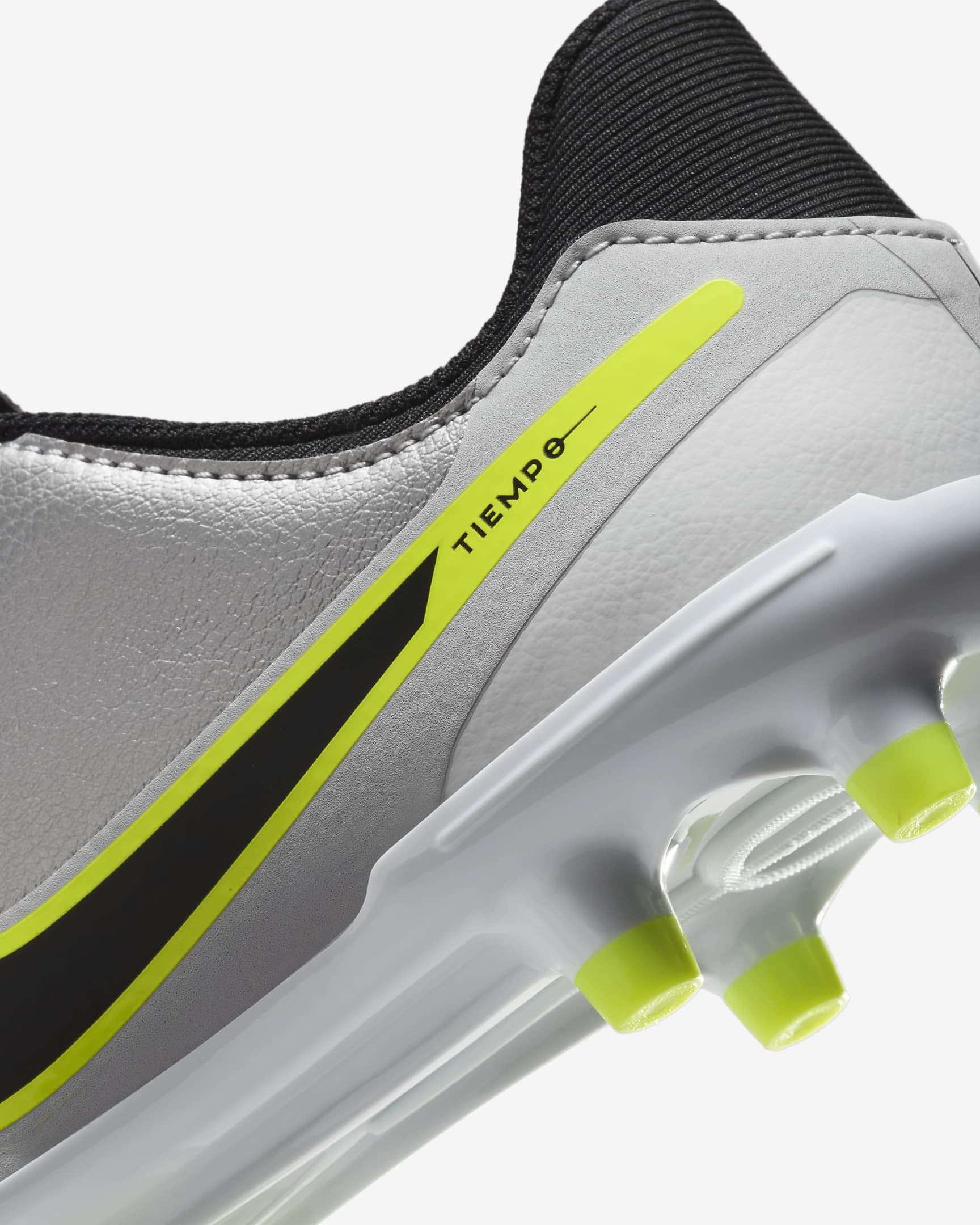 Nike Jr. Tiempo Legend 10 Academy low-top voetbalschoenen voor kleuters/kids (meerdere ondergronden) - Metallic Silver/Volt/Zwart