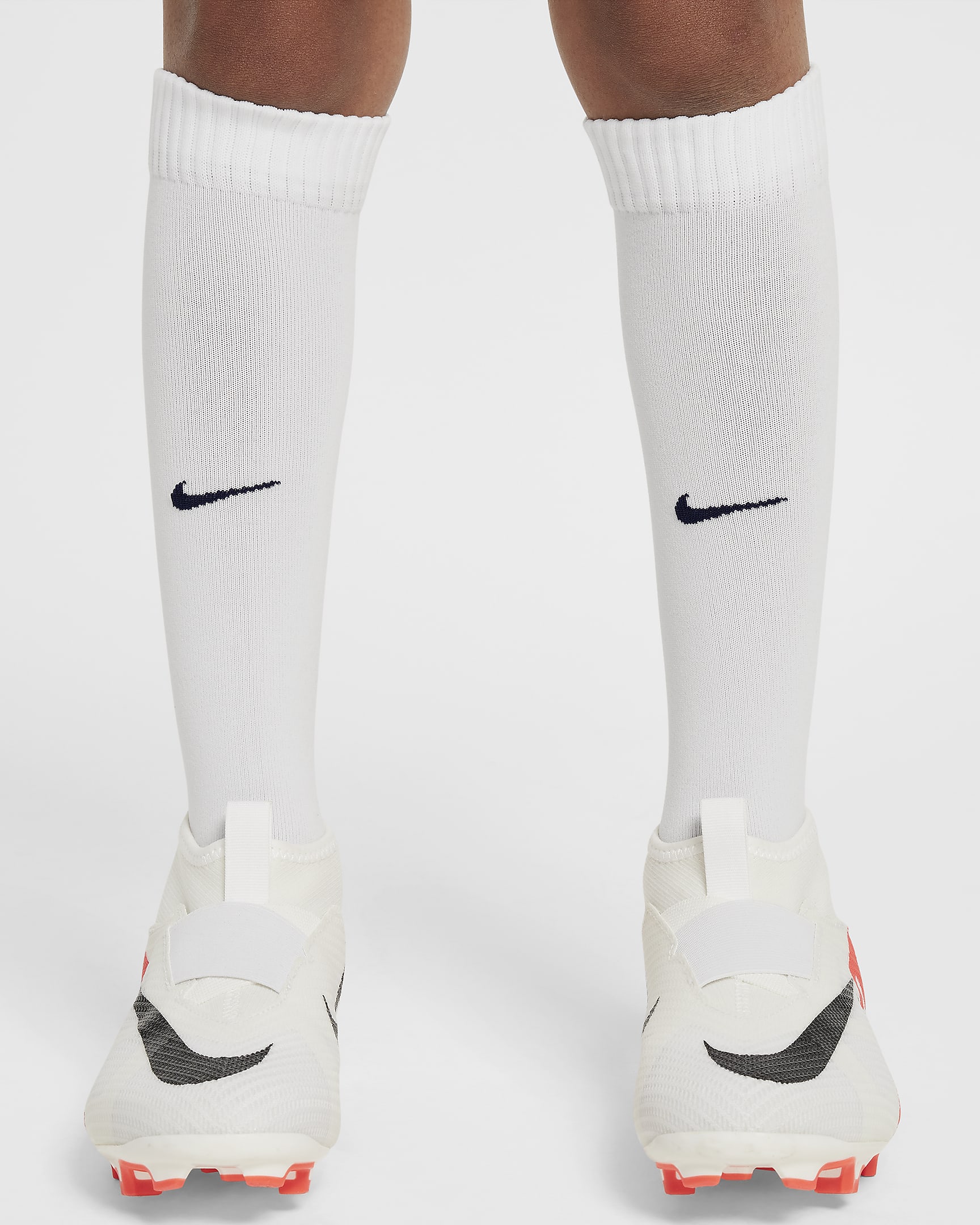 Paris Saint-Germain 2024/25 Stadium (bortedrakt) Nike Football Replica draktsett i tre deler til små barn - Hvit/Midnight Navy/University Red/Midnight Navy