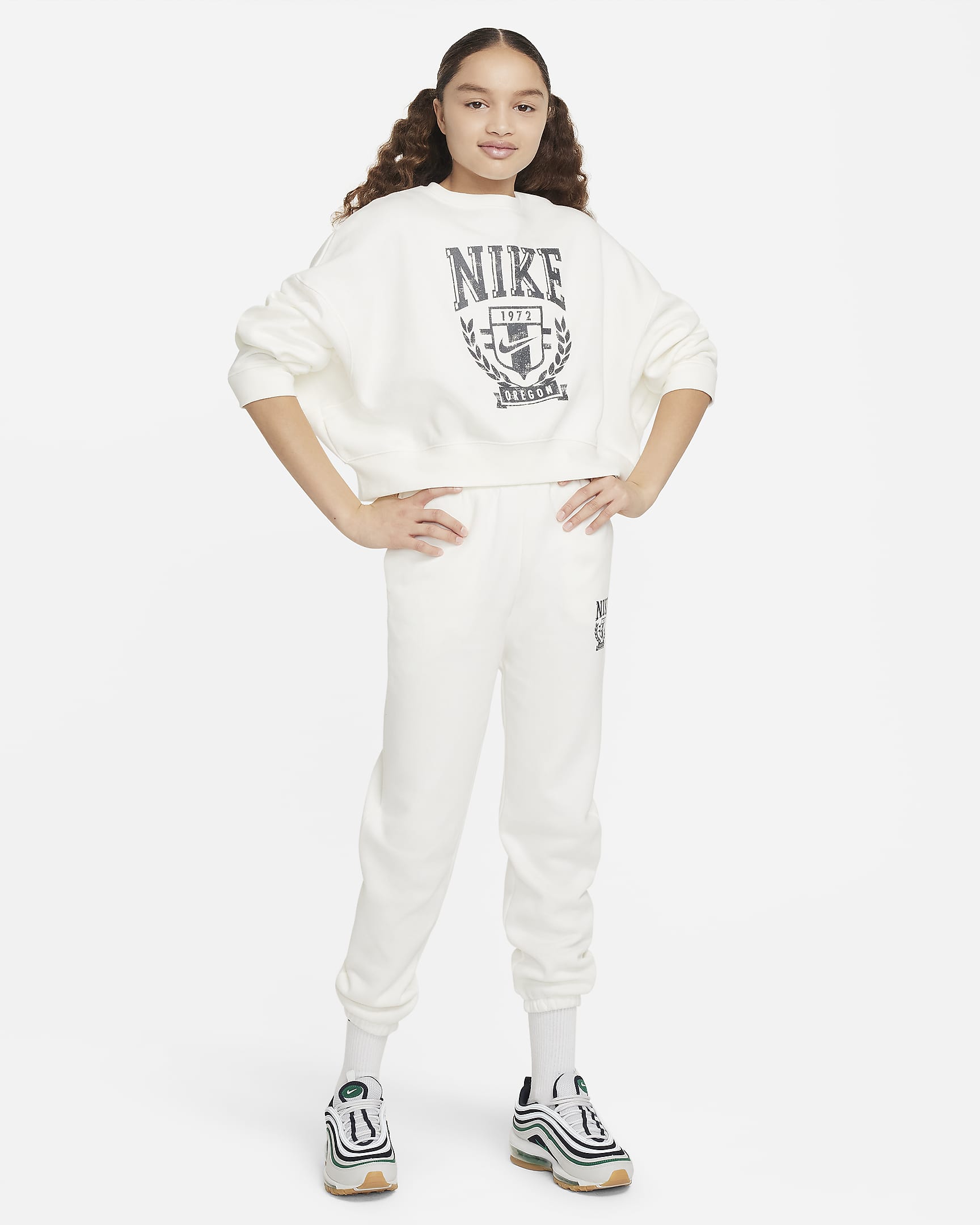 Nike Sportswear Fleece Sıfır Yakalı Bol Kesimli Genç Çocuk (Kız) Sweatshirt'ü - Sail