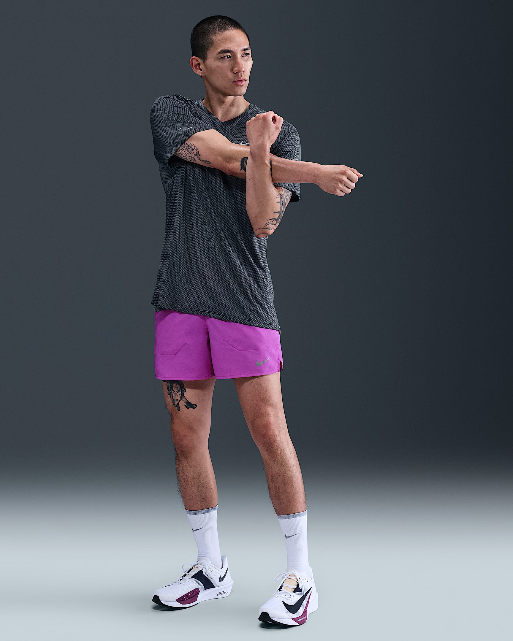 Nike Dri-FIT Stride Men's 13cm (approx.) Brief-Lined Running Shorts - Vivid Purple/Black