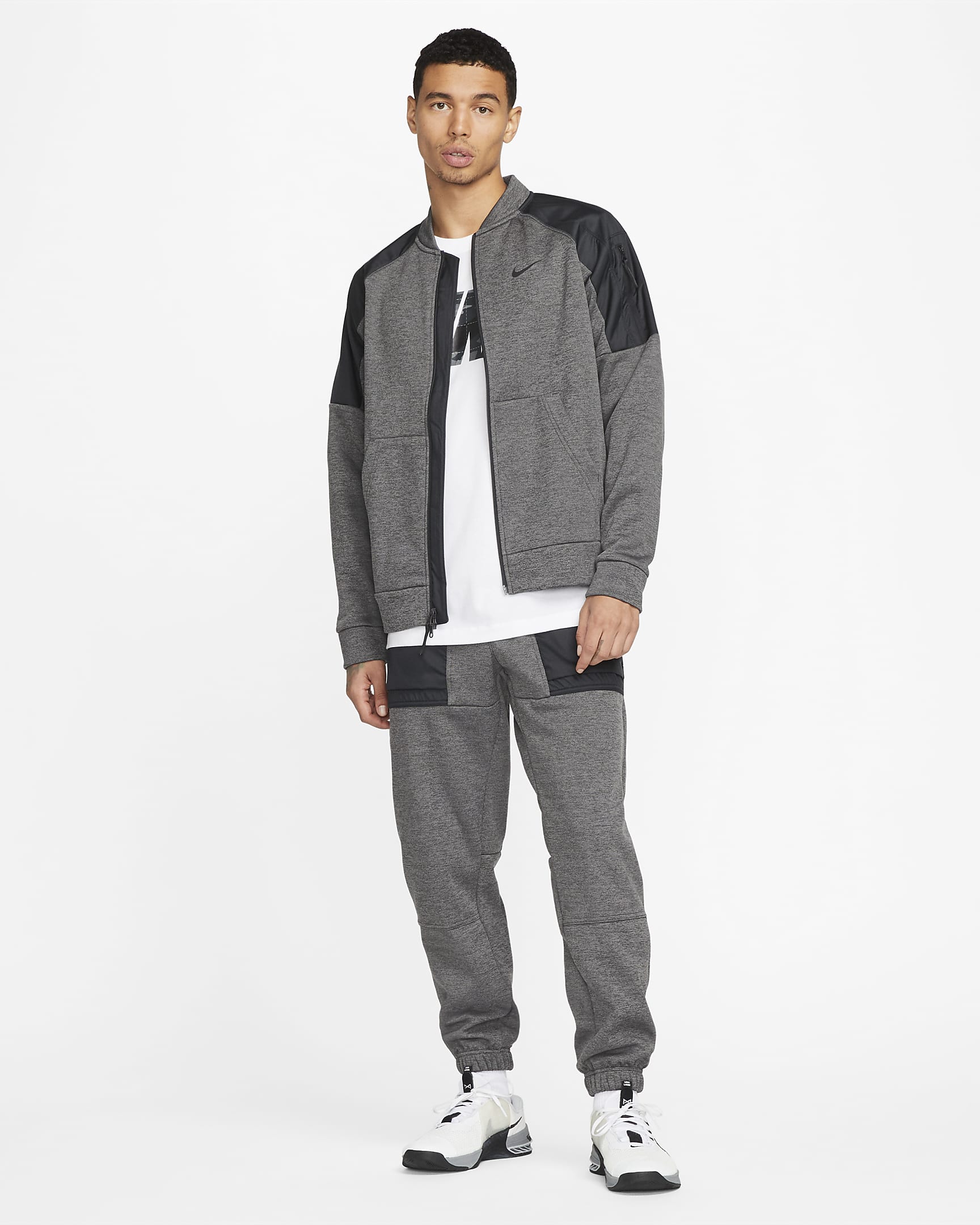 Nike Therma-FIT Men's Training Full-Zip Bomber Jacket. Nike HR