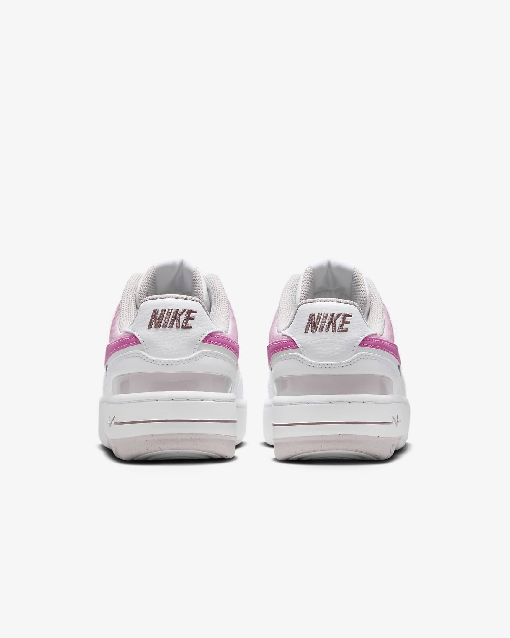 Chaussure Nike Gamma Force pour femme - Blanc/Platinum Violet/Pink Foam/Playful Pink