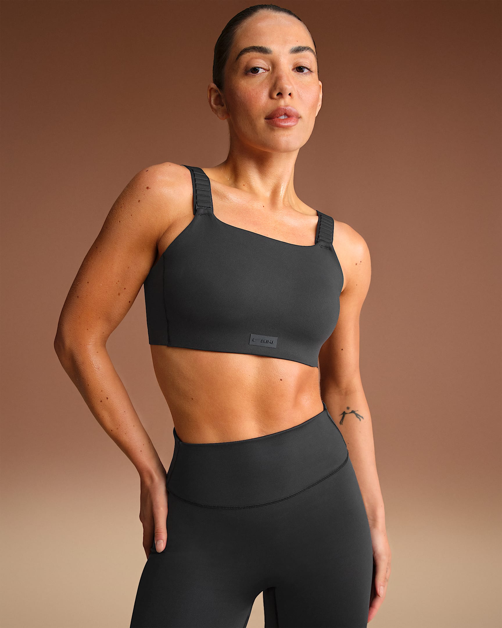 NikeSKIMS Matte Women's Wide-Strap Bra - NSKM Obsidian