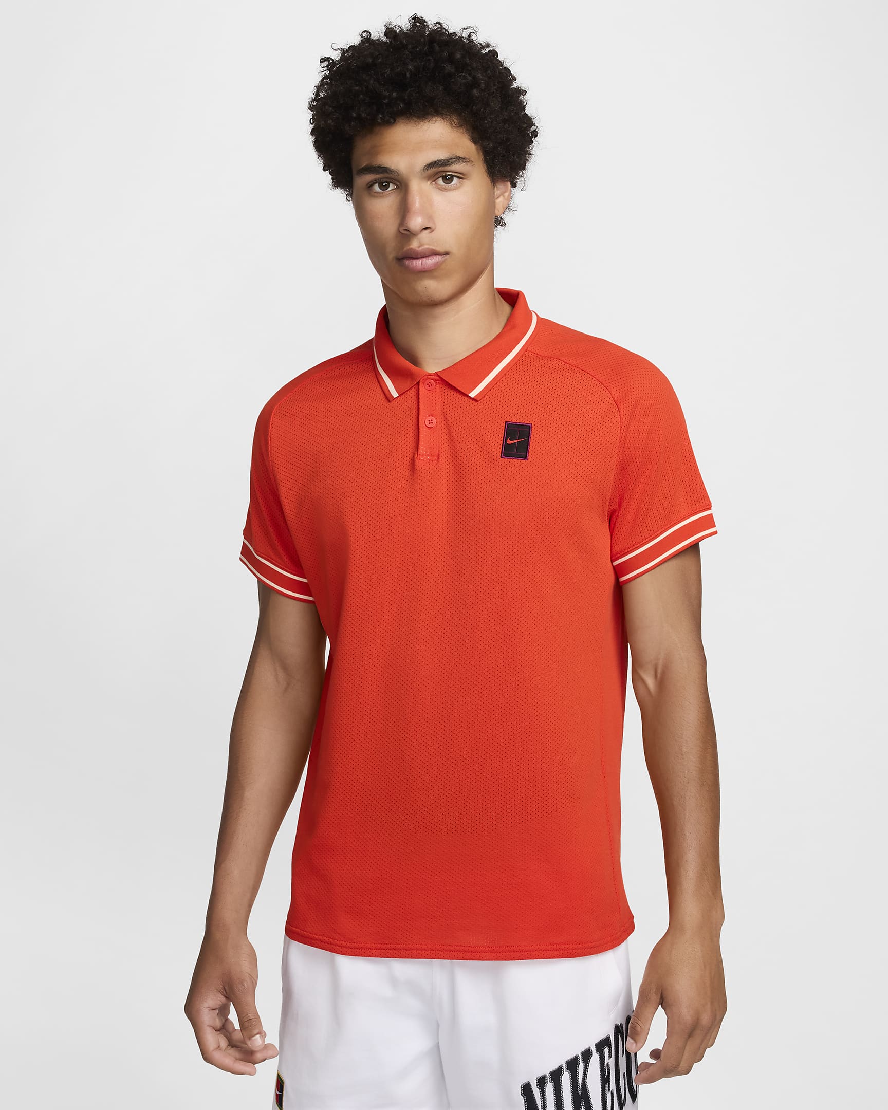 NikeCourt Heritage Men's Tennis Polo - Picante Red/Crimson Tint