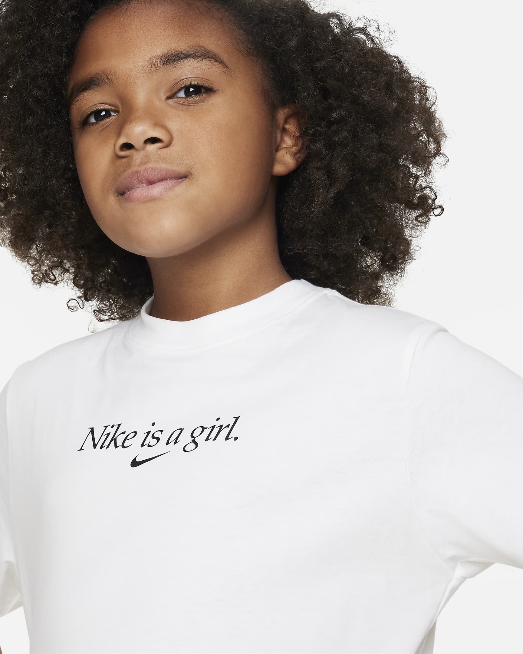 Nike Sportswear Older Kids' (Girls') T-Shirt. Nike SA