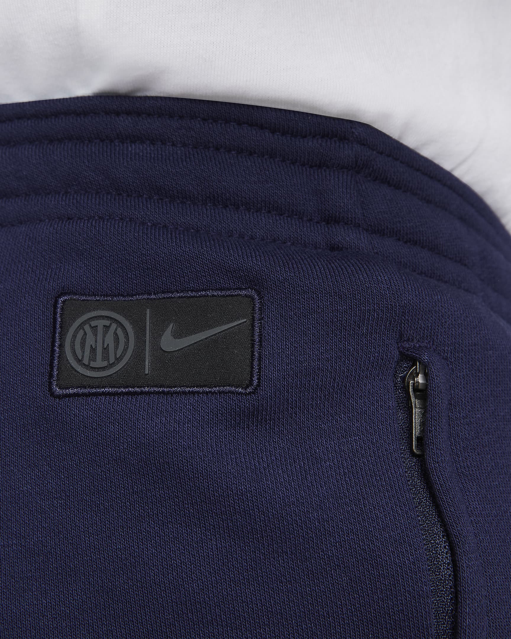Inter Milan Men's French Terry Football Pants. Nike UK