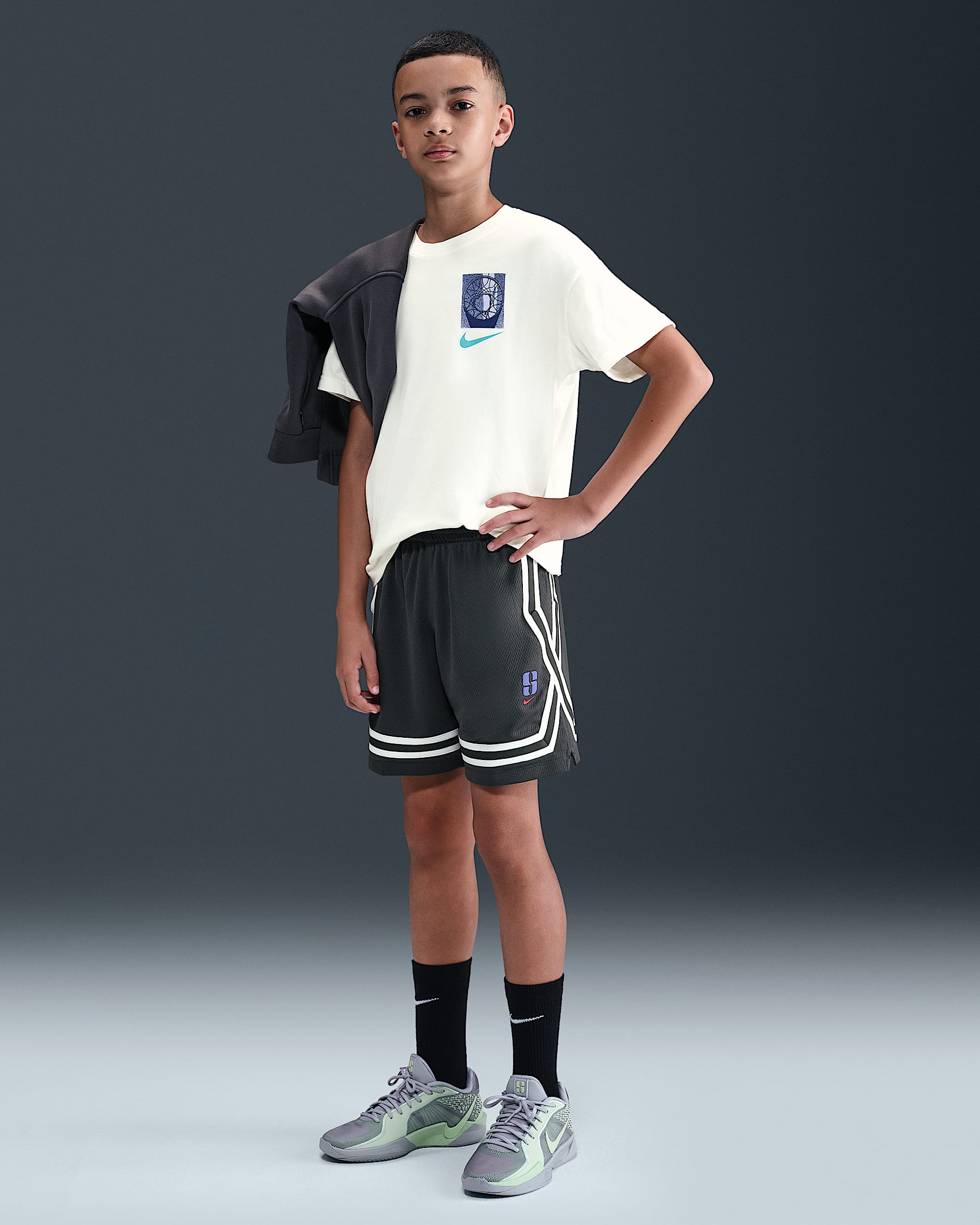 Sabrina Crossover Older Kids' Dri-FIT Basketball Shorts - Anthracite/Purple Pulse/Magic Ember