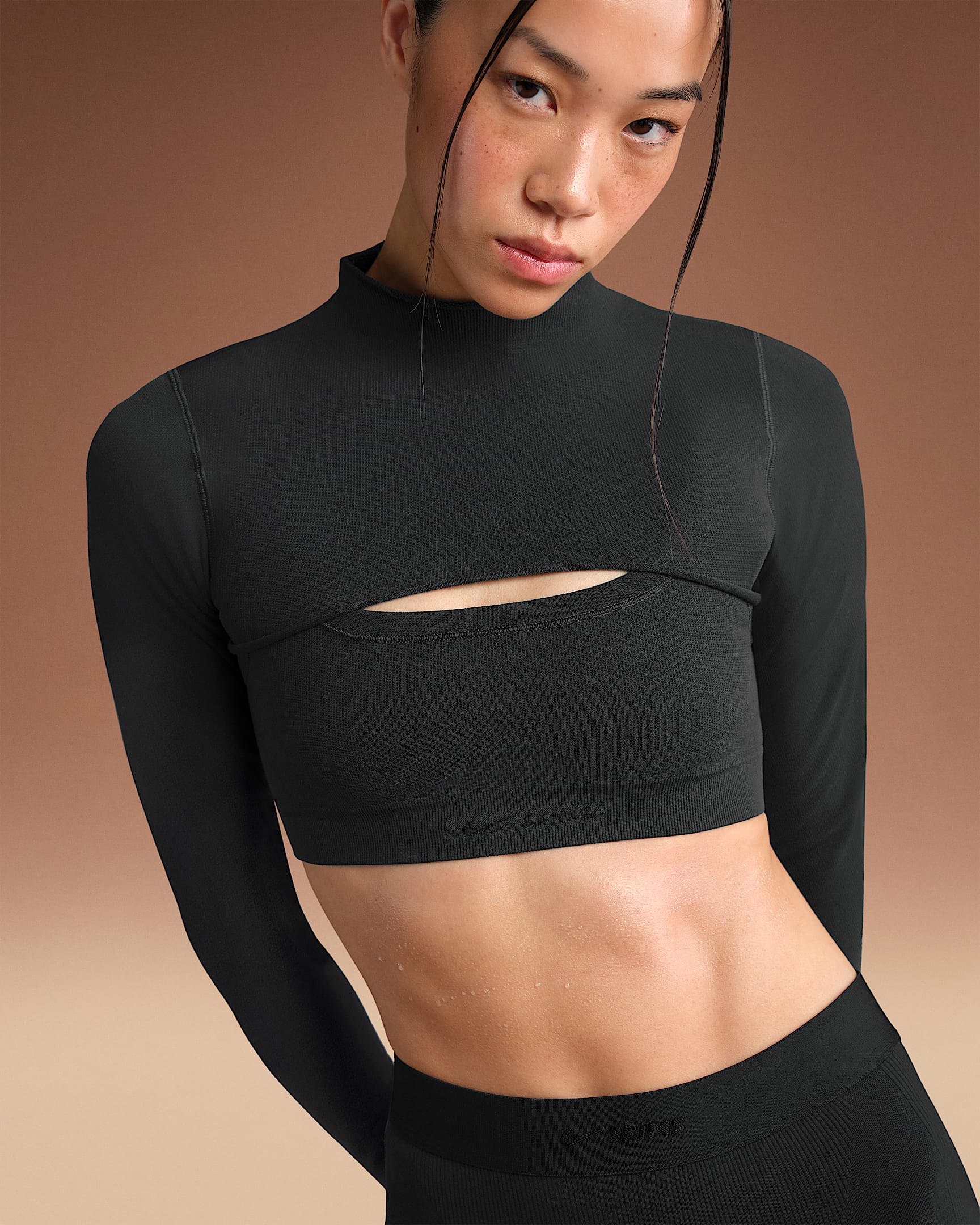 NikeSKIMS Vintage Seamless Women's Long-Sleeve Shrug - NSKM OBSIDIAN