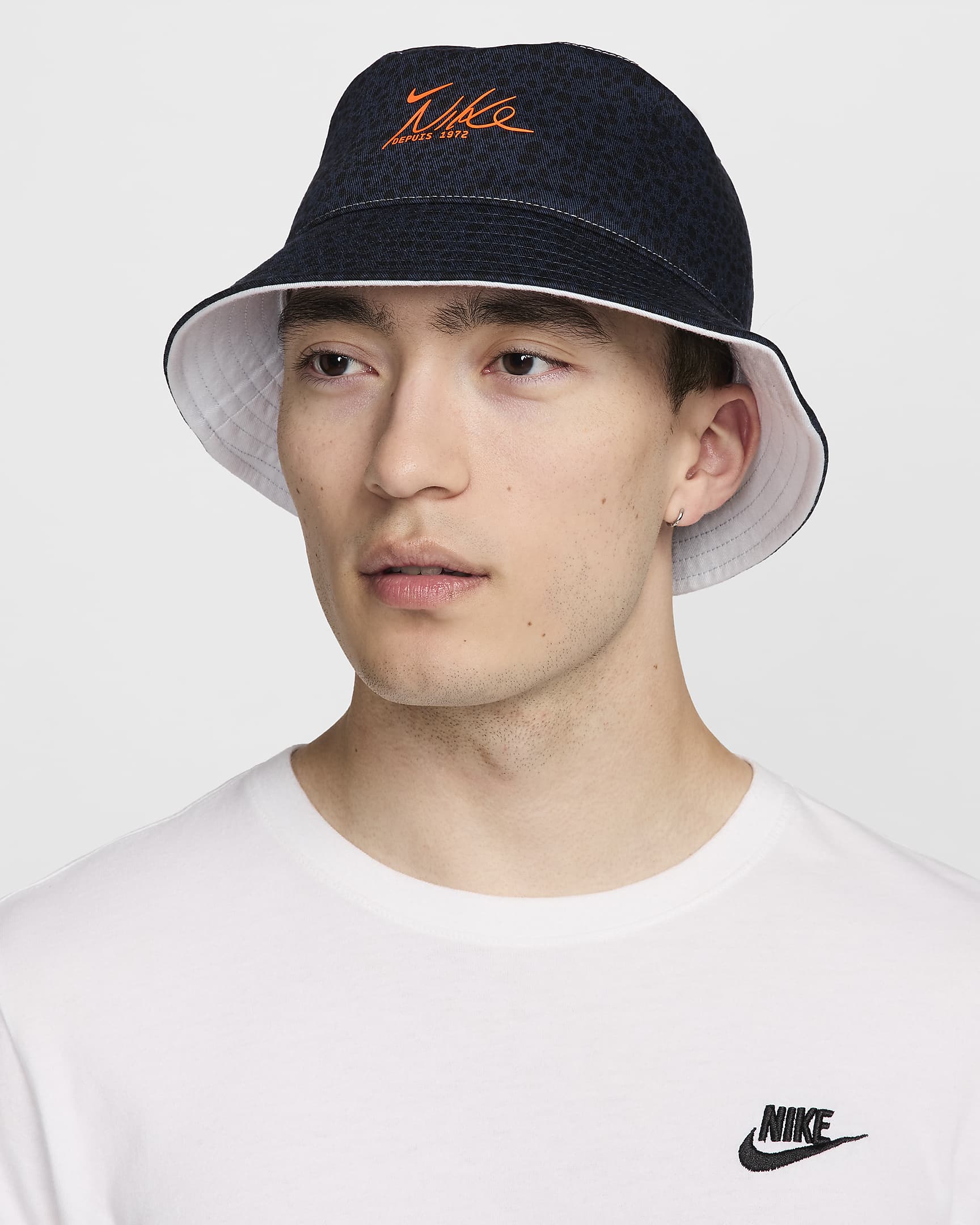 Cappello a secchiello Nike Apex Electric - Dark Obsidian/Football Grey