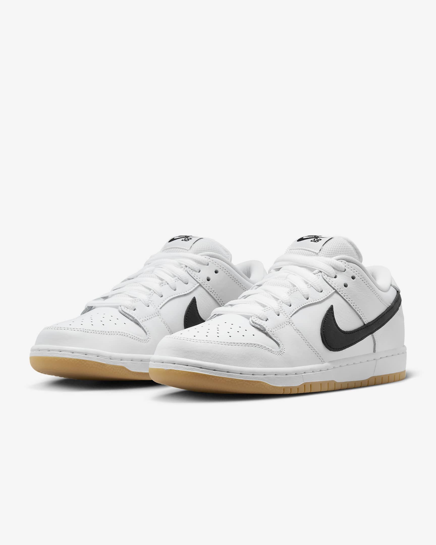 Calzado de skateboarding Nike SB Dunk Low Pro AA - Blanco/Blanco/Marrón claro goma/Negro