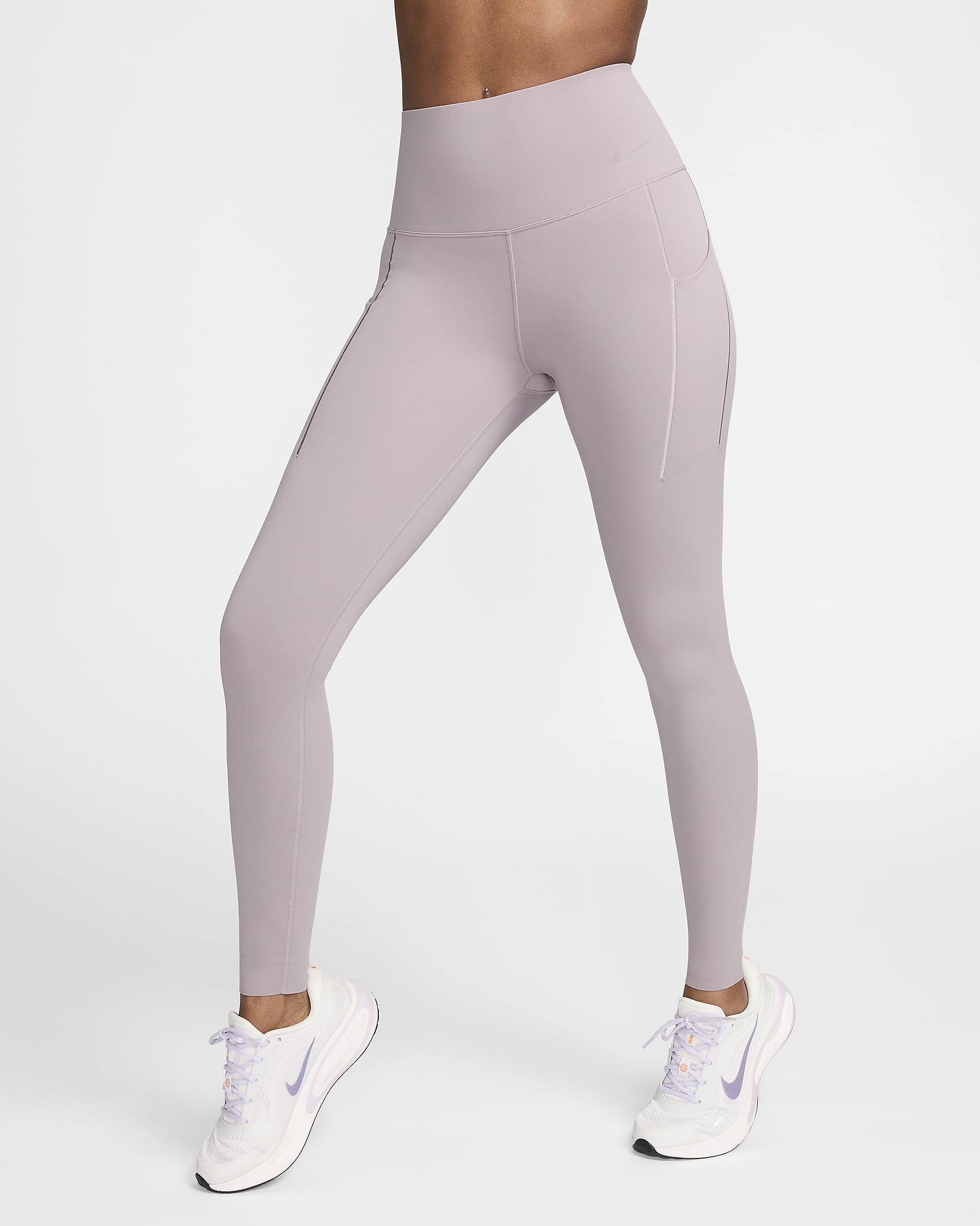 Nike Universa Leggings de longitud completa, talle alto y sujeción media con bolsillos - Mujer - Light Violet Ore/Negro