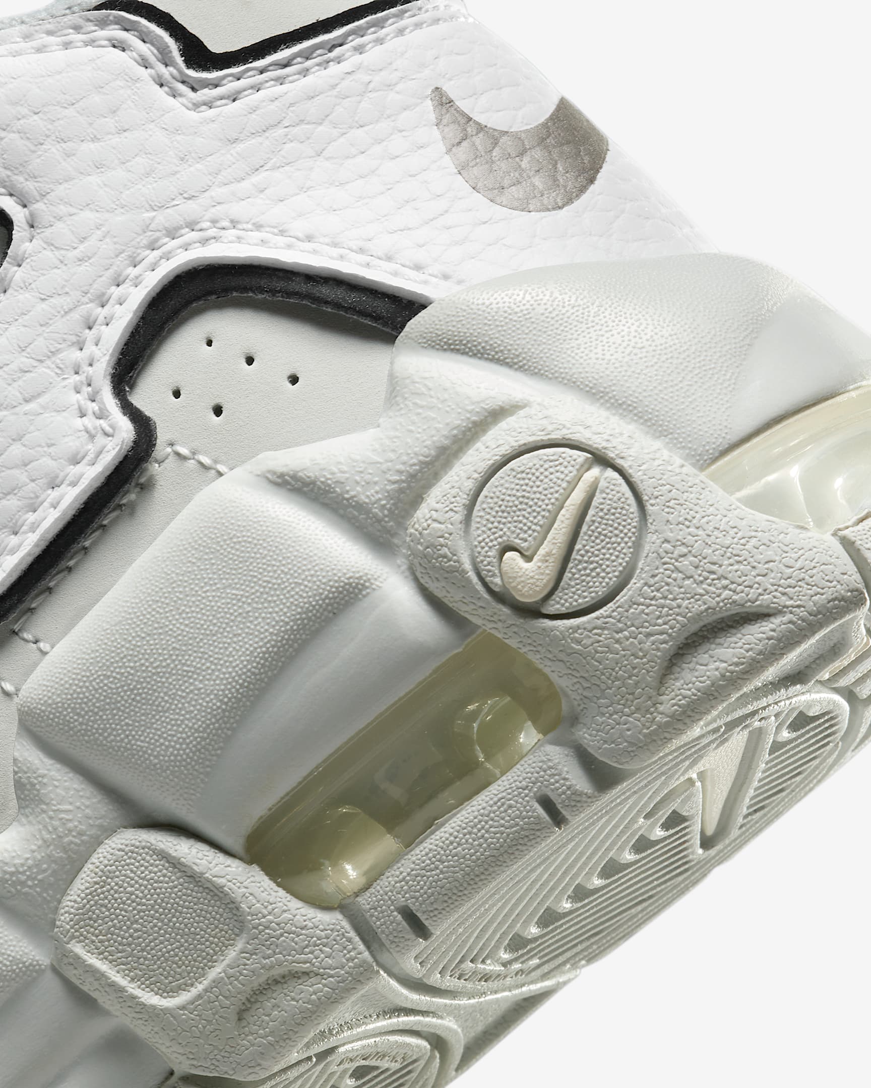 nike air more uptempo youth