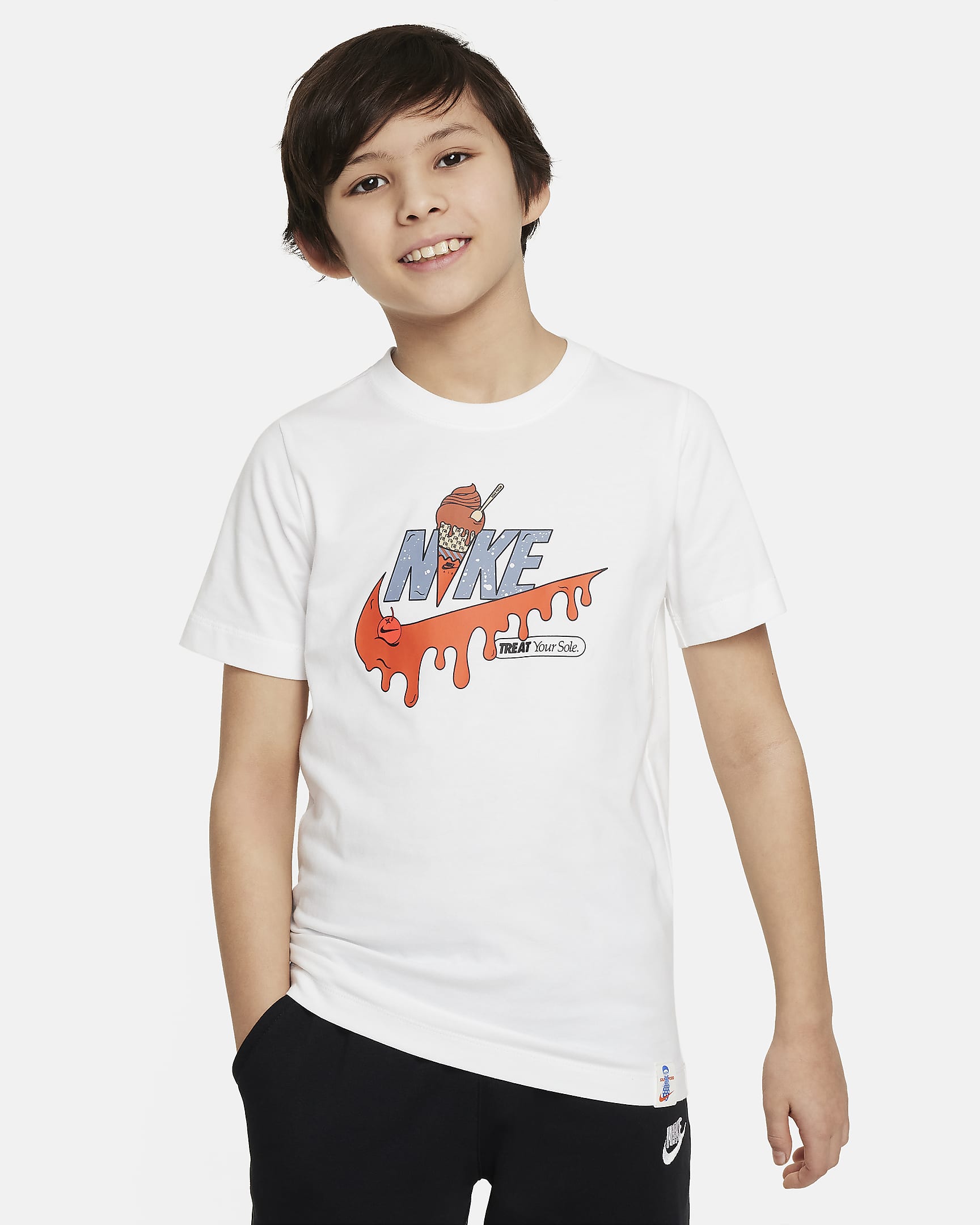 Nike Sportswear Big Kids' T-Shirt. Nike.com