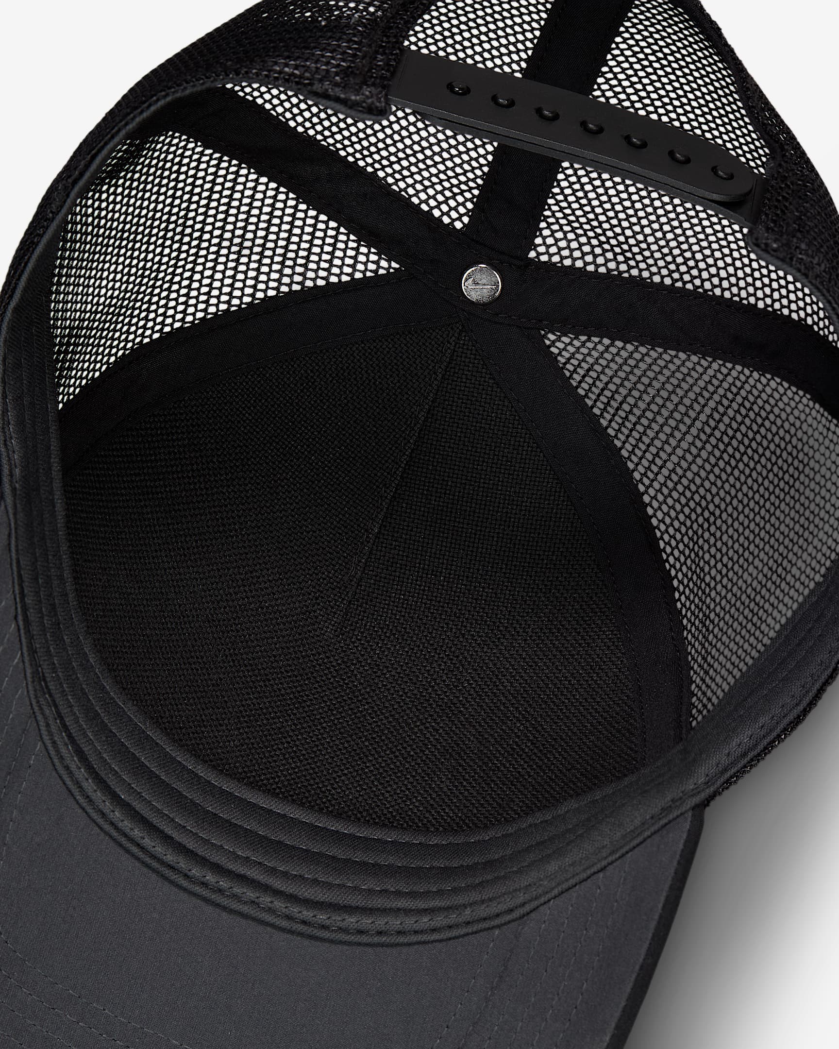 trucker nike