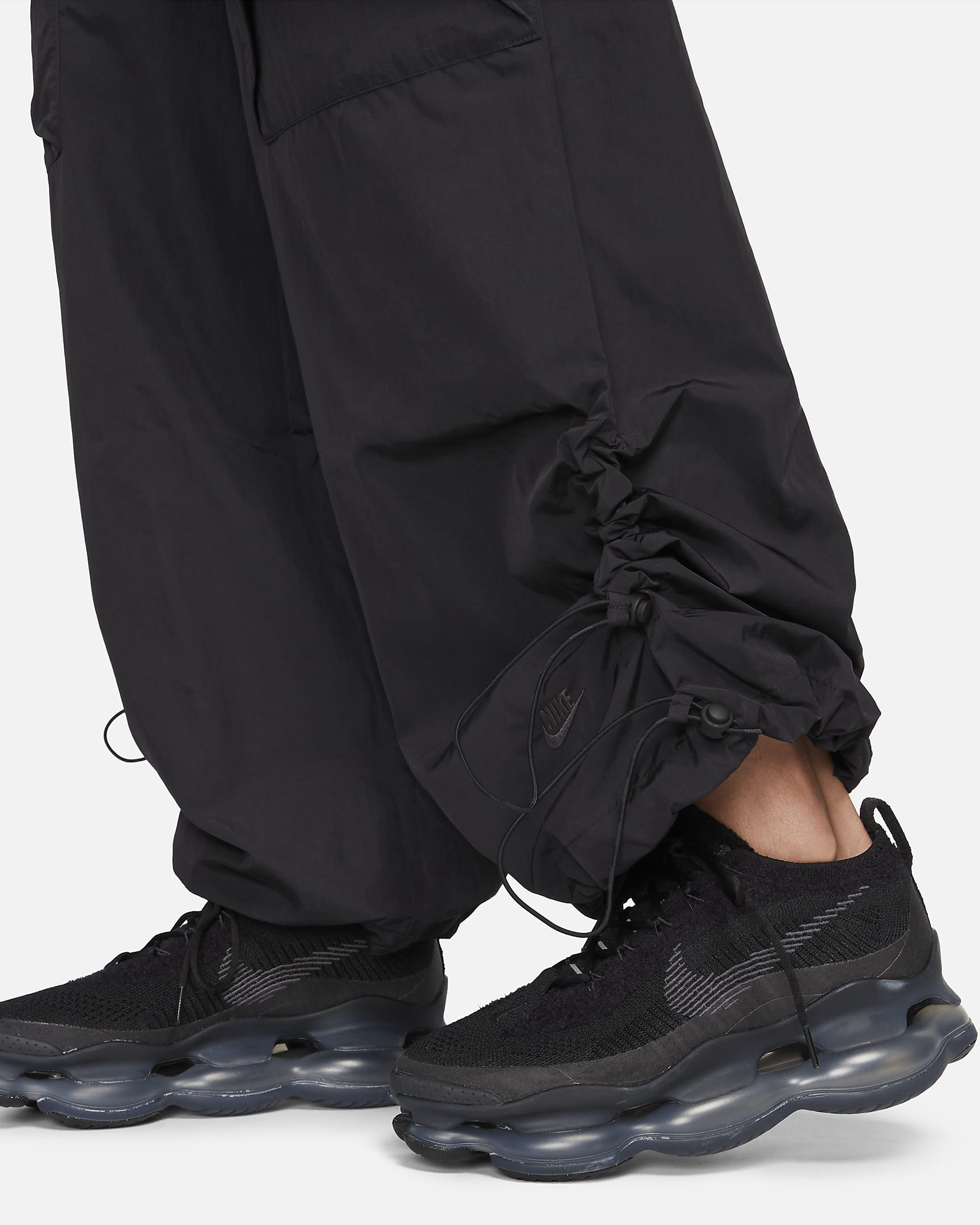 Pants Repel para mujer Nike Sportswear Tech Pack. Nike.com