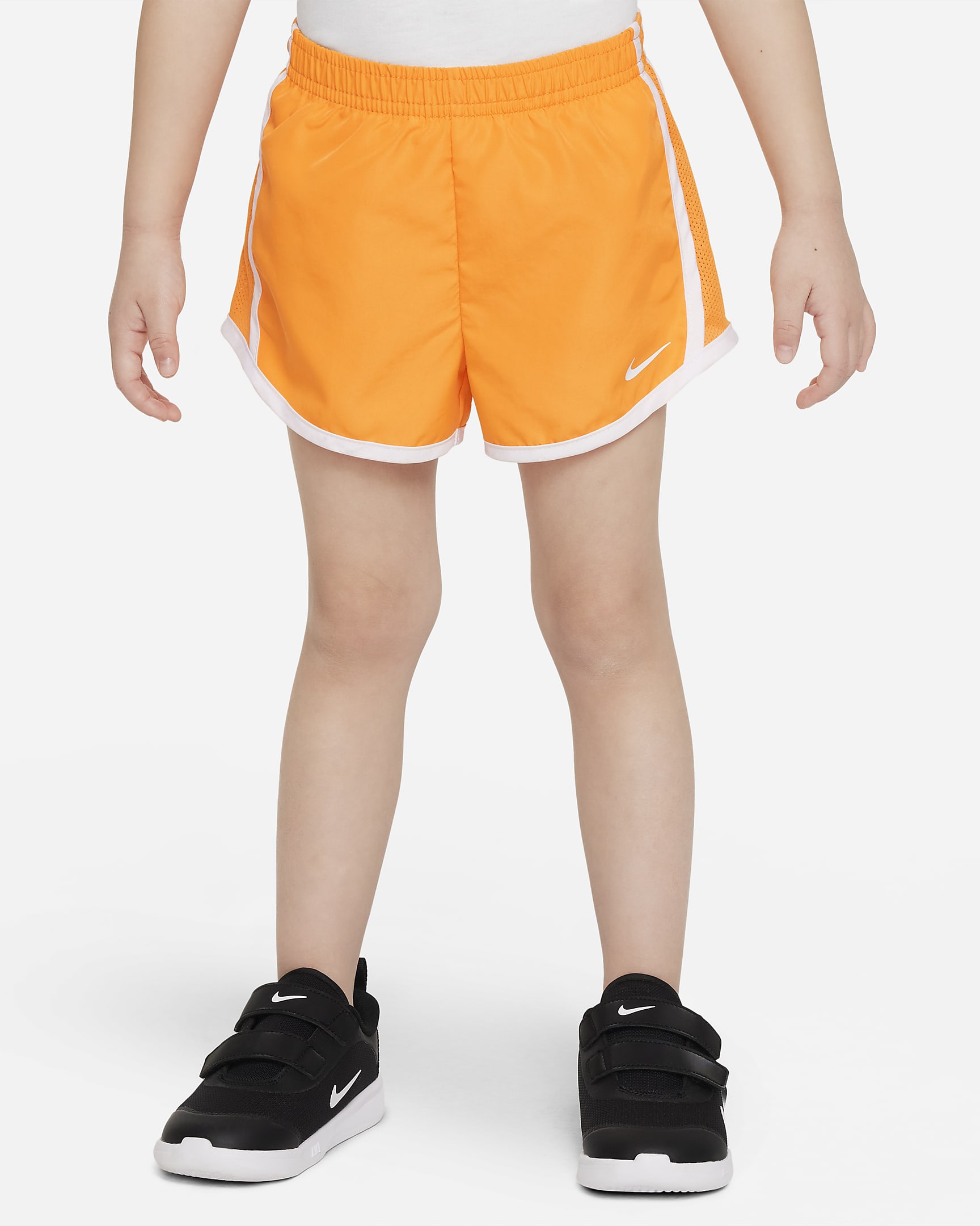 ナイキ Dri-FIT ベビー テンポ ショートパンツ - ビビッドオレンジ/ホワイト