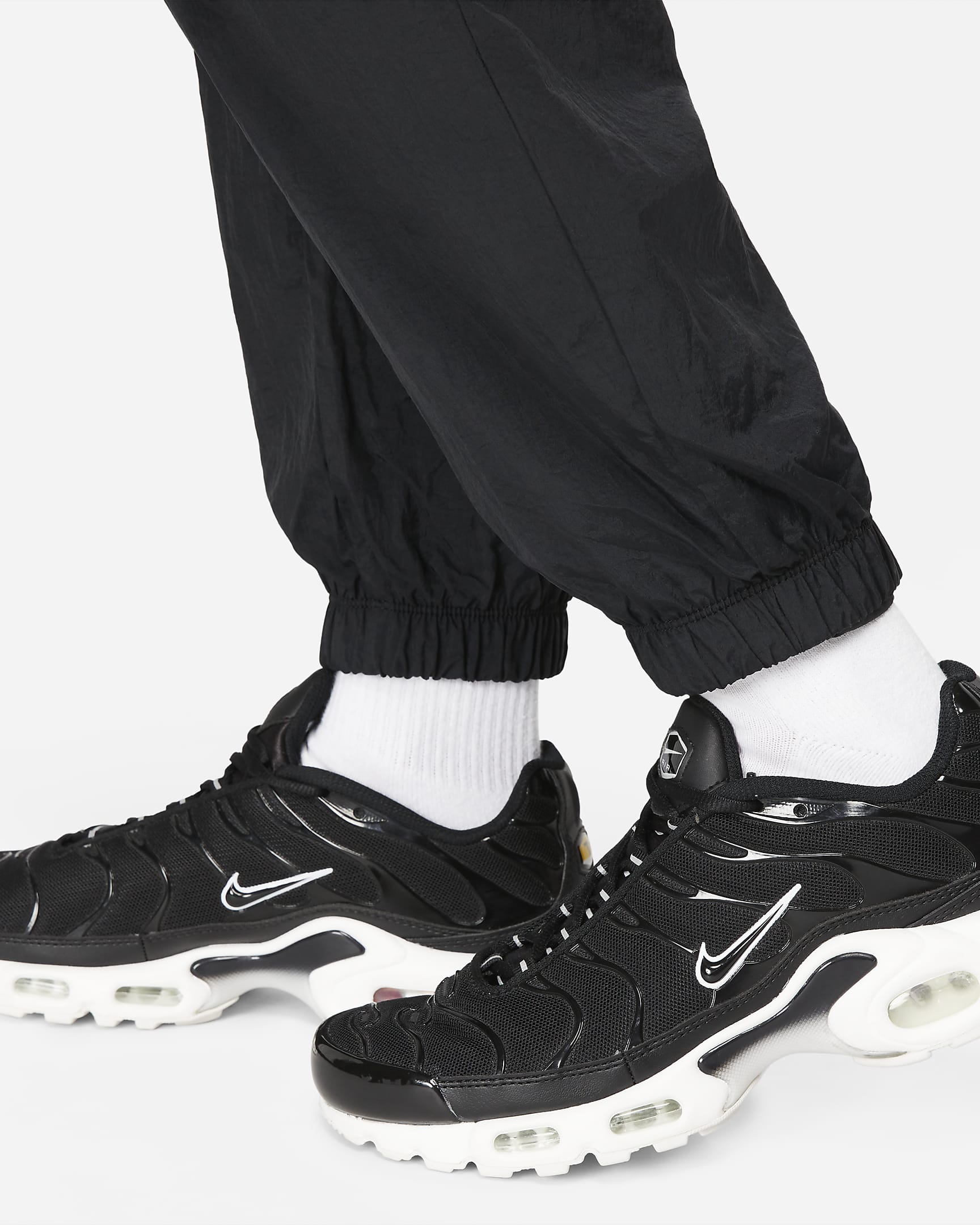 Nike Sportswear Essential Women's Mid-Rise Trousers - Black/White