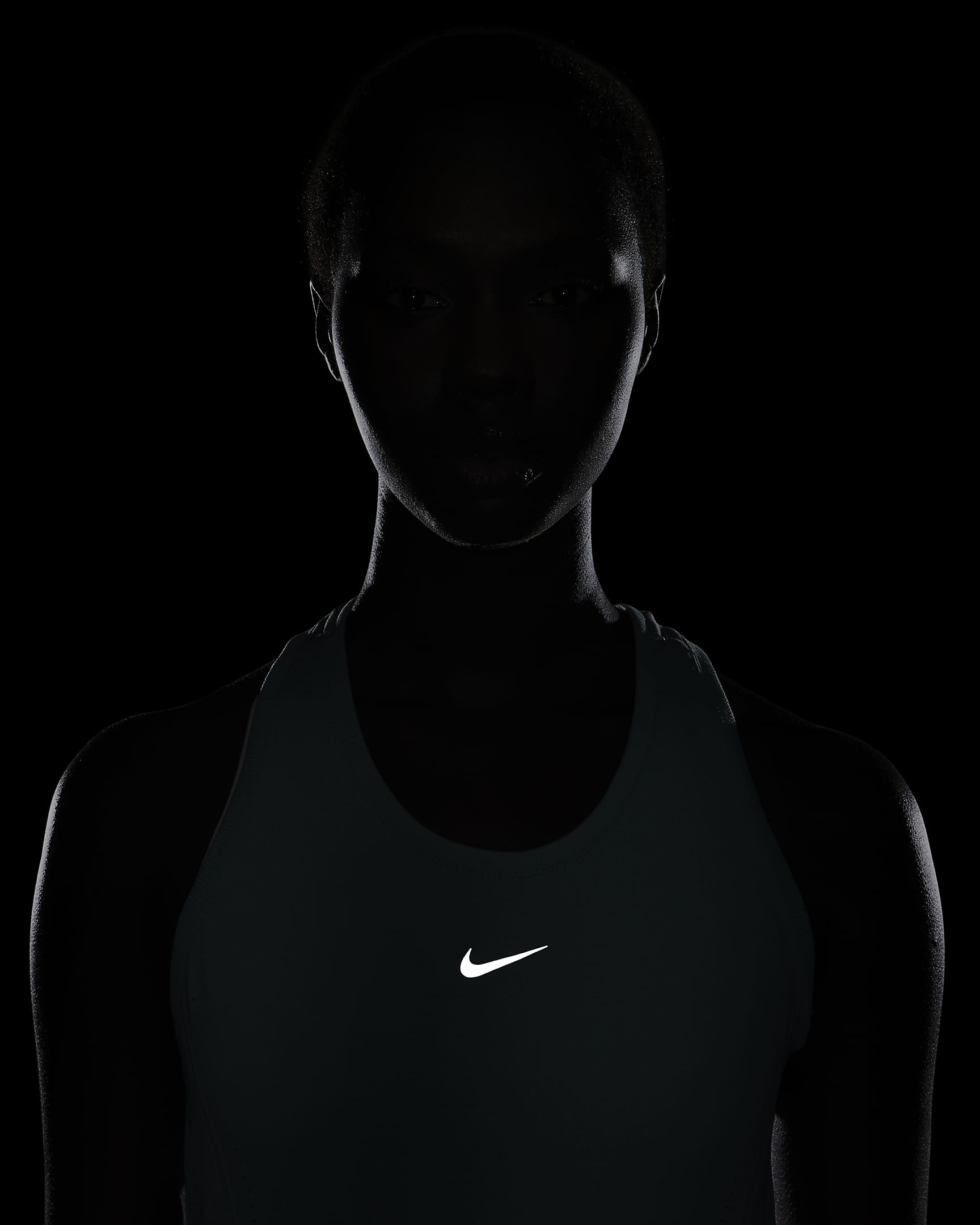 Camiseta de tirantes de ajuste entallado para mujer Nike DriFIT ADV