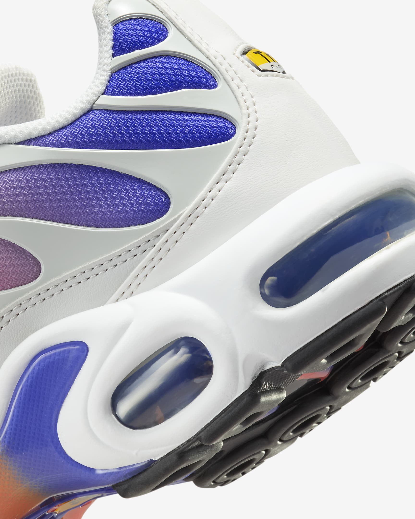 Nike Air Max Plus Damesschoenen - Platinum Tint/Persian Violet/Light Wild Mango/Zwart