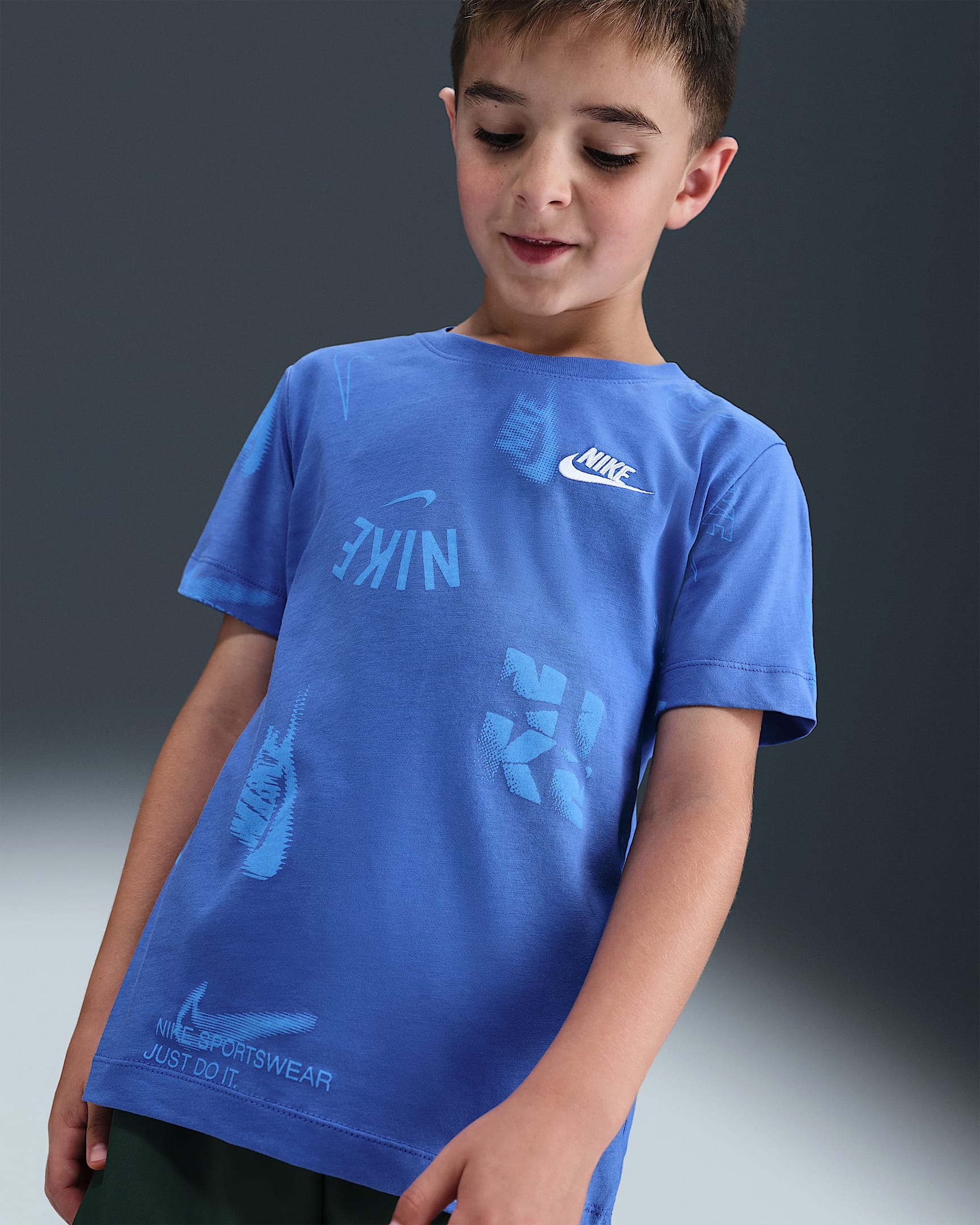 Nike Sportswear Big Kids' T-Shirt - Comet Blue