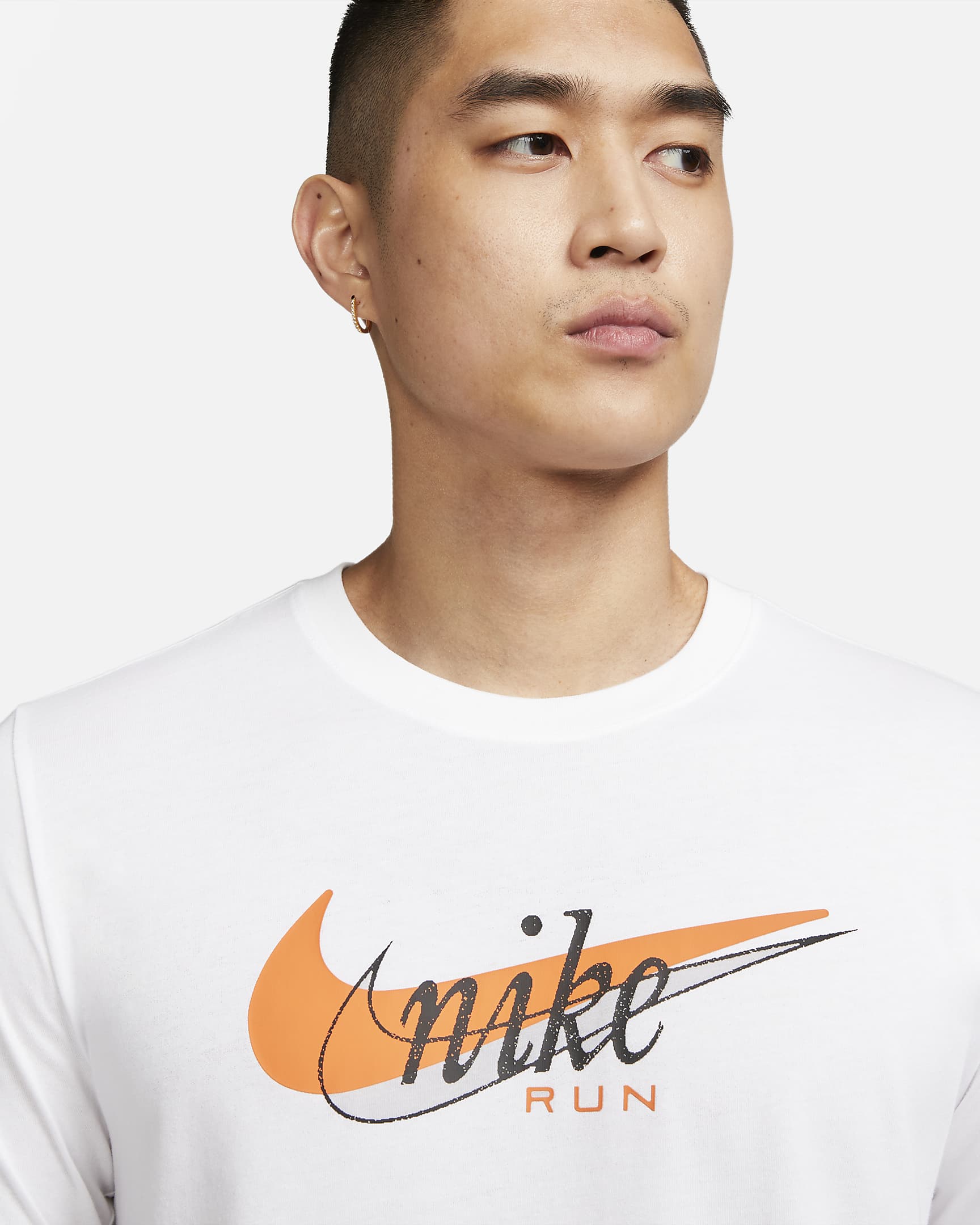 Nike Dri-FIT Men's Running T-Shirt. Nike IN