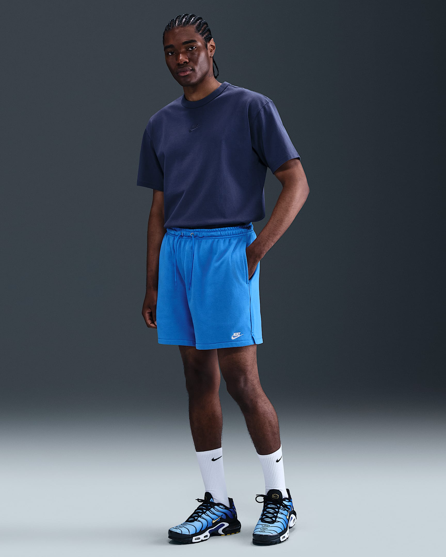 Nike Club Flow frottéshorts til herre - Light Photo Blue/Light Photo Blue/Hvit