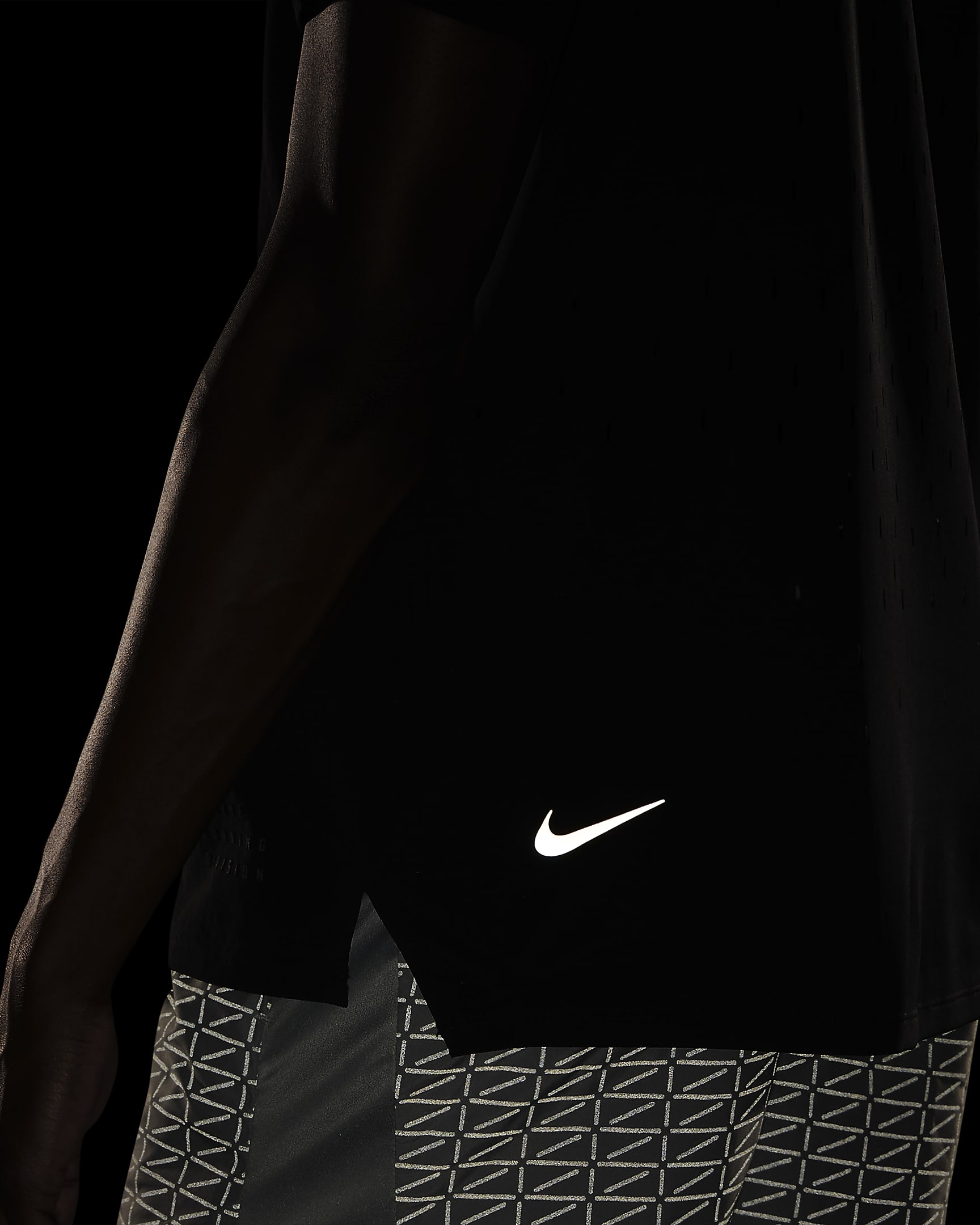 Nike Run Division Adapt Men's Short-Sleeve Running Top. Nike BG