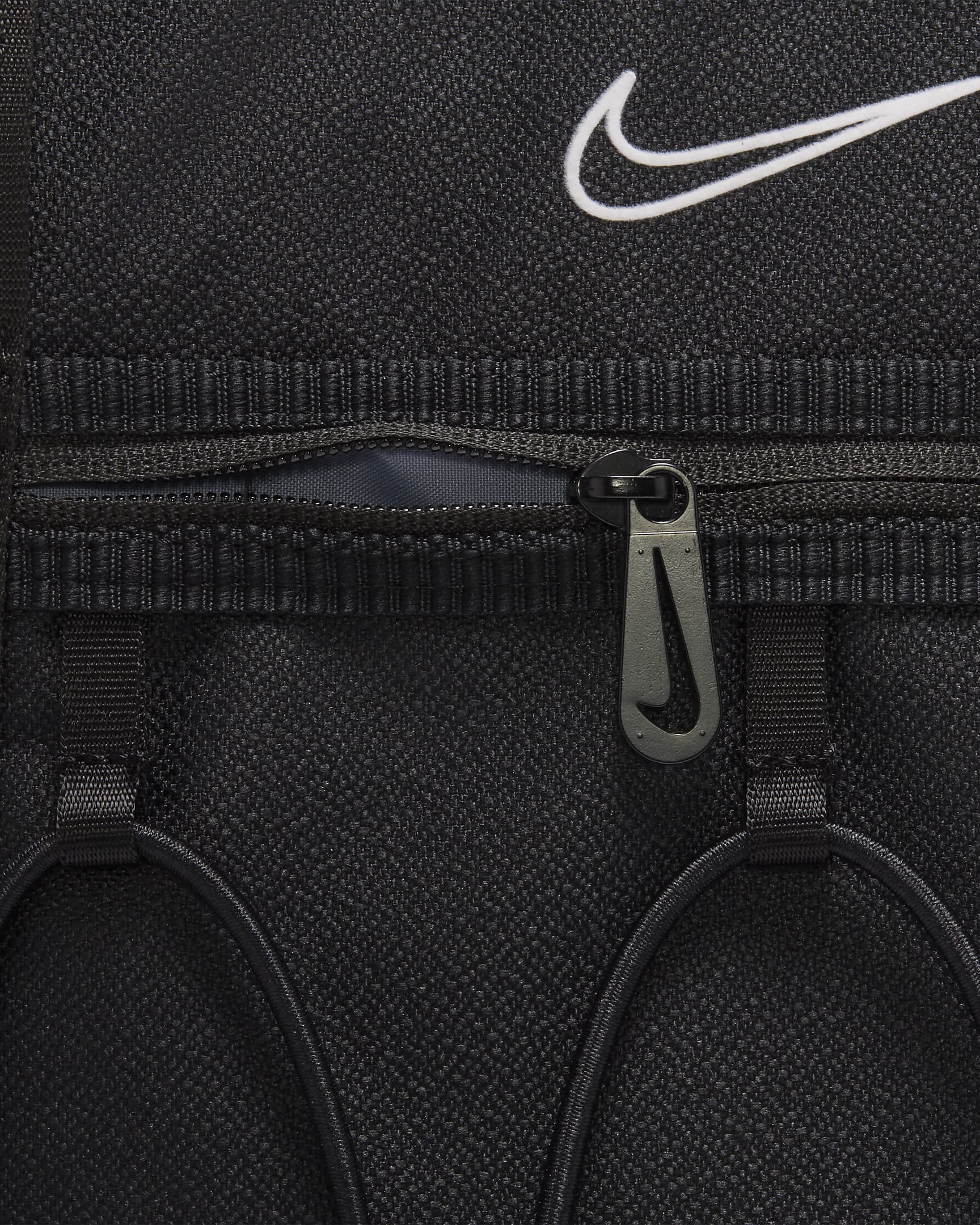 Nike One Women's Training Tote Bag (18L). Nike FI