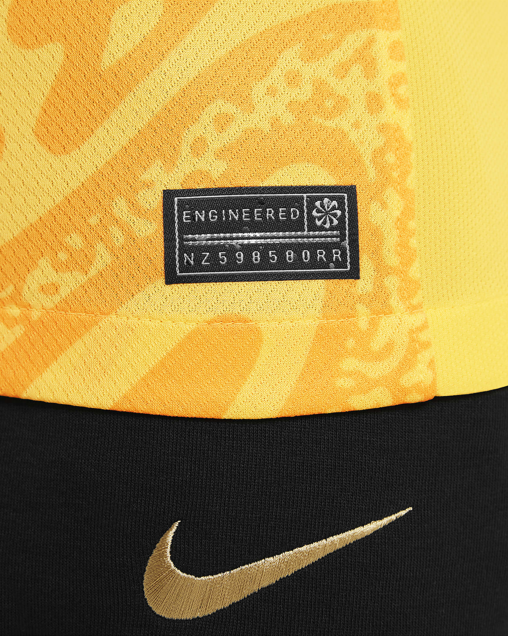 FC Barcelona 2024 Stadium Goalkeeper Big Kids' Nike Dri-FIT Soccer Replica Jersey - Tour Yellow/Tour Yellow/University Gold/Black