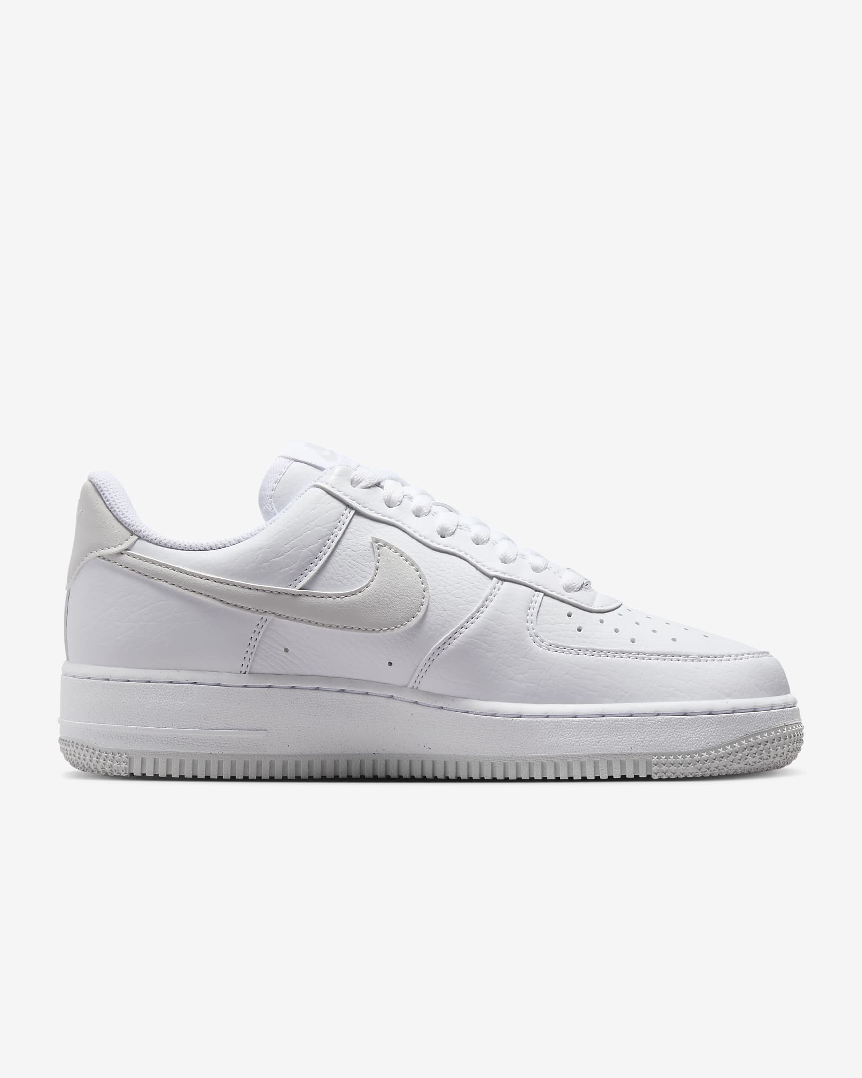 Sapatilhas Nike Air Force 1 '07 Next Nature para mulher - Branco/Branco/Volt/Photon Dust