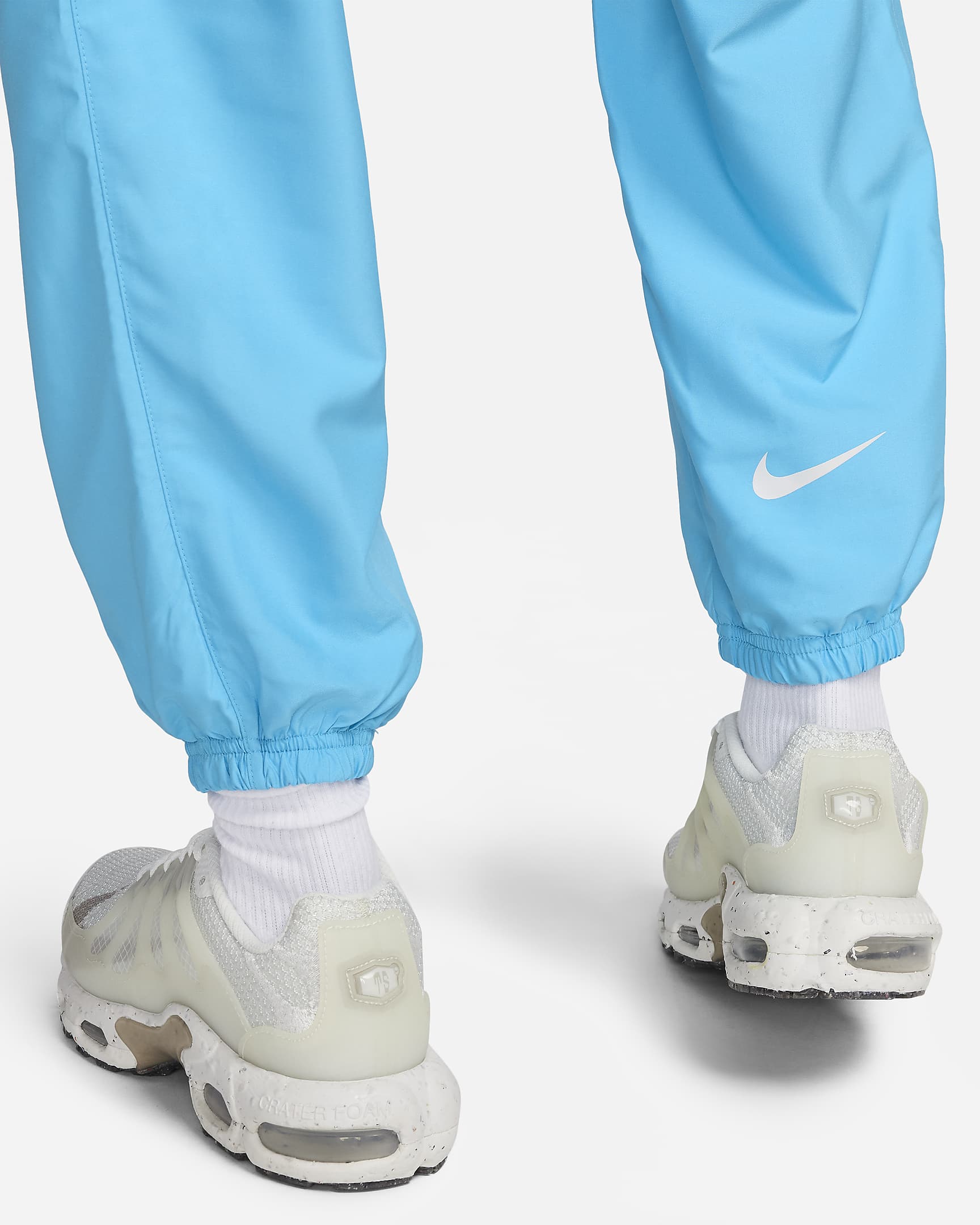 Nike Sportswear Men's Woven Cargo Trousers. Nike SK