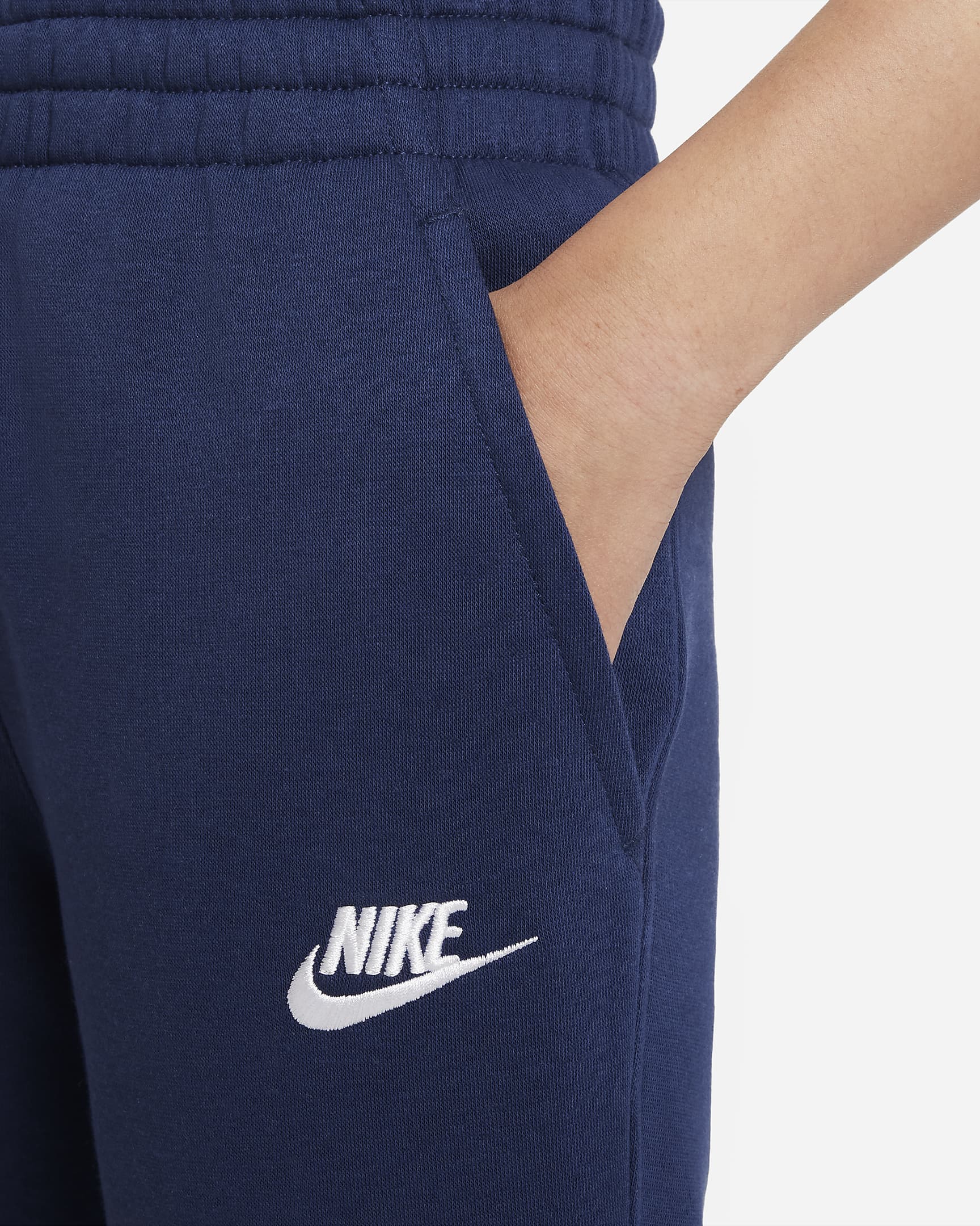 Nike Sportswear Club Fleece Older Kids' Joggers - Midnight Navy/White