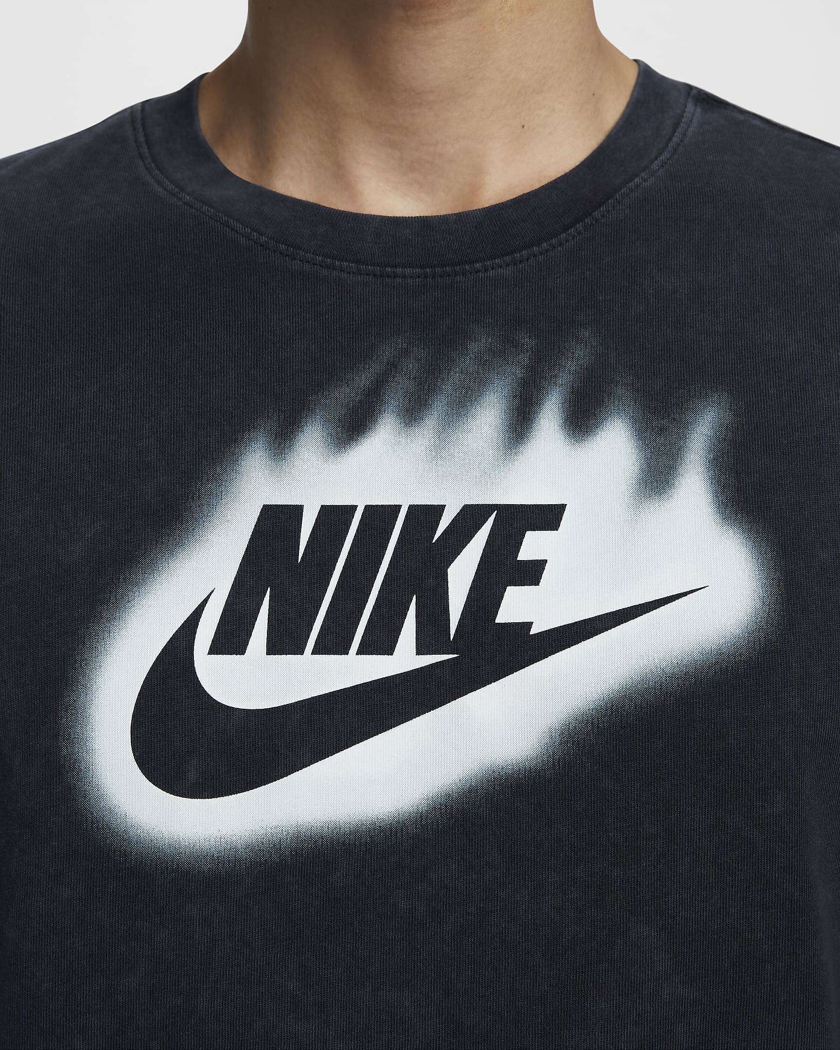 Nike Men's Running T-Shirt - Black