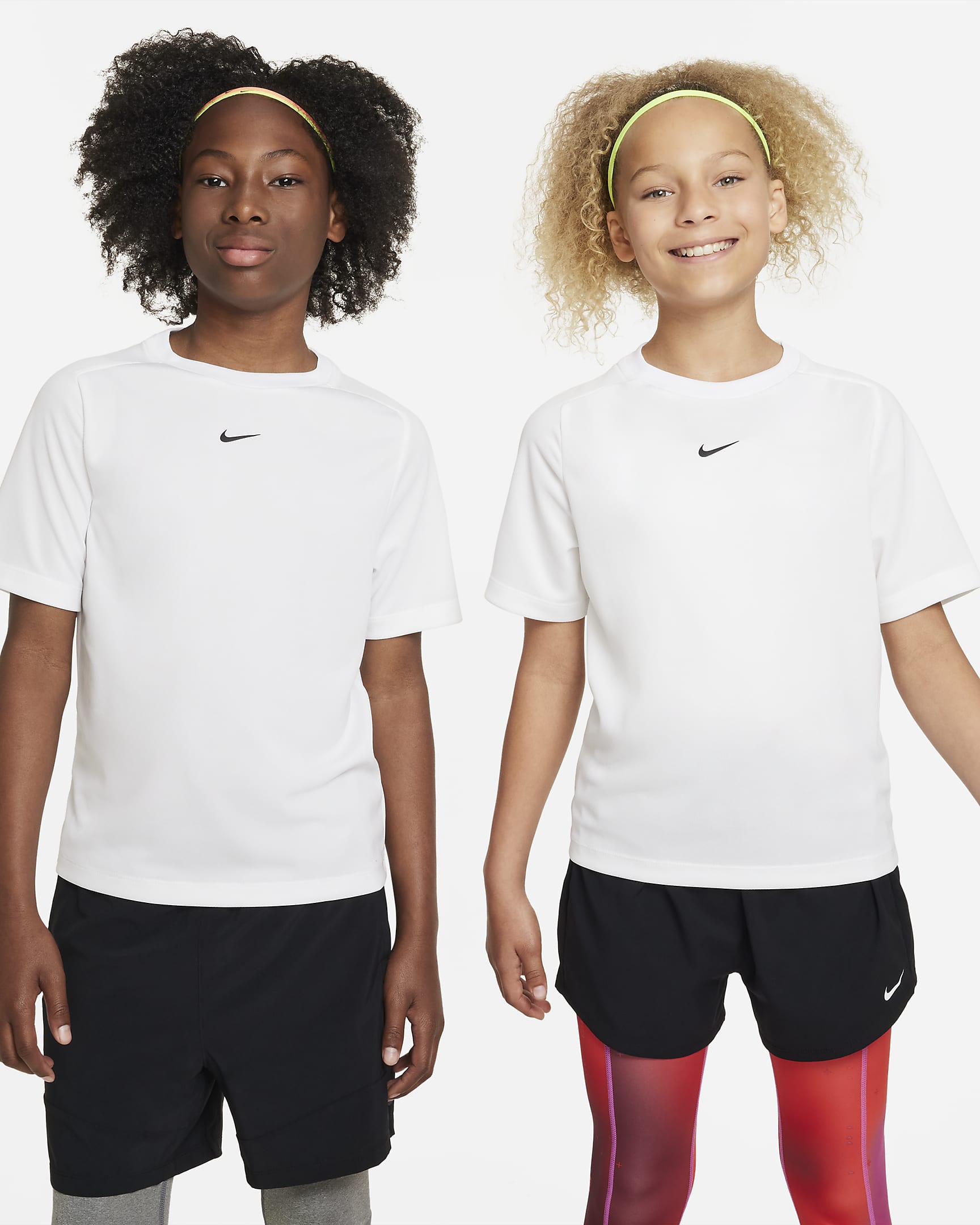 Nike Multi Dri-FIT treningsoverdel til store barn (gutt) - Hvit/Svart