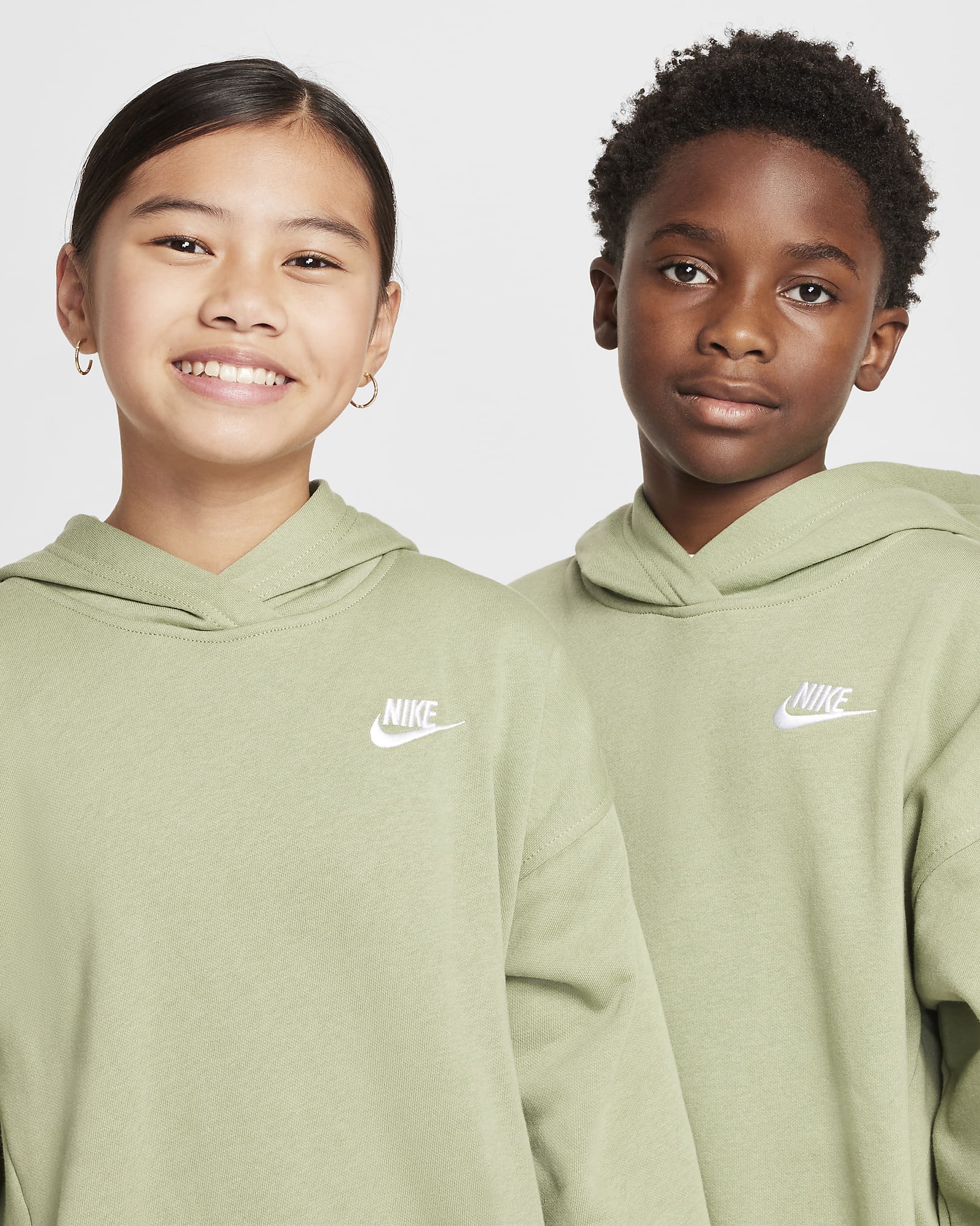 Nike Sportswear Club Fleece Big Kids' Oversized Pullover Hoodie - Oil Green/White