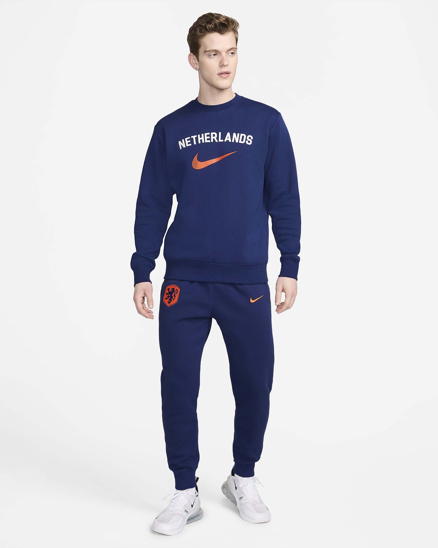 Holland Club Fleece Nike Football-sweatshirt med rund hals til mænd - Blue Void/Safety Orange