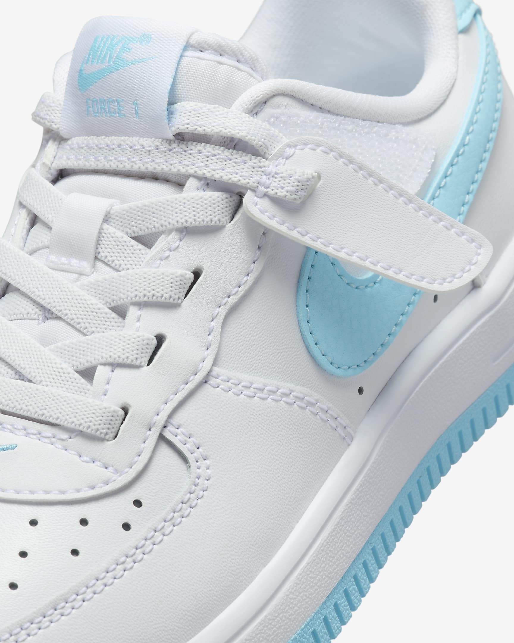 Nike Force 1 Low EasyOn Younger Kids' Shoes - White/White/Aquarius Blue