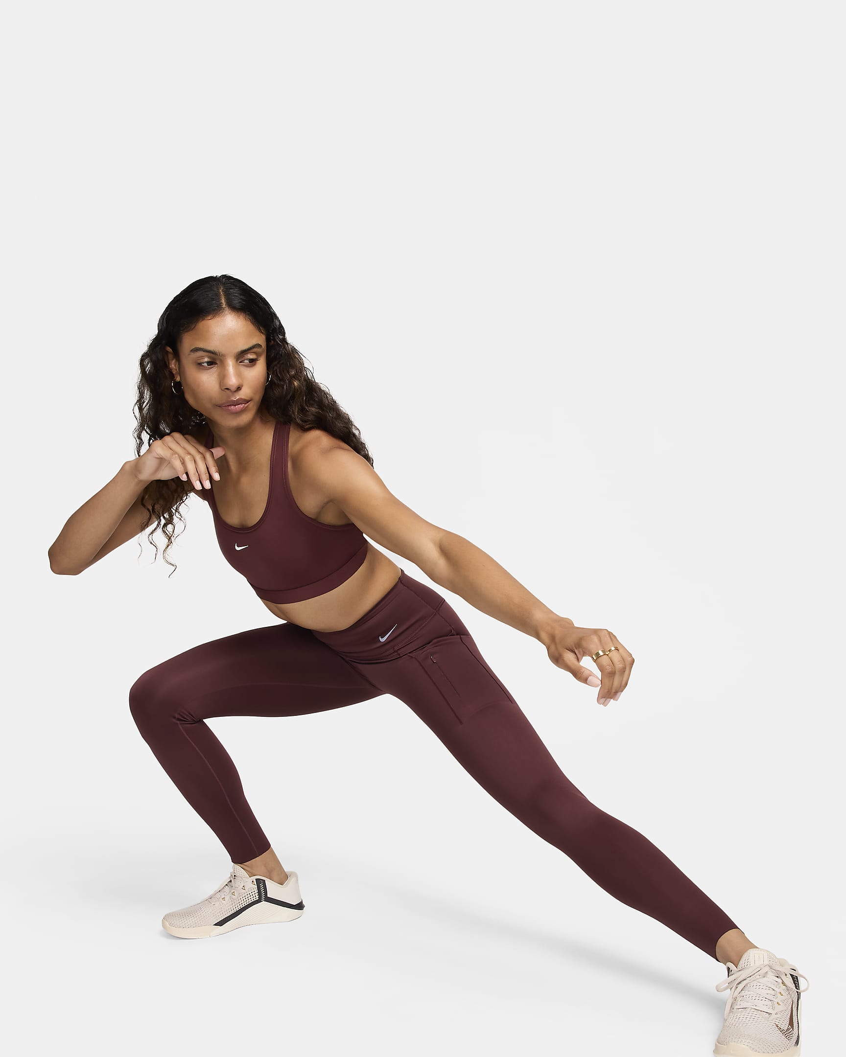 Hellånga leggings med fast stöd, medelhög midja och fickor Nike Go för kvinnor - Burgundy Crush/Svart