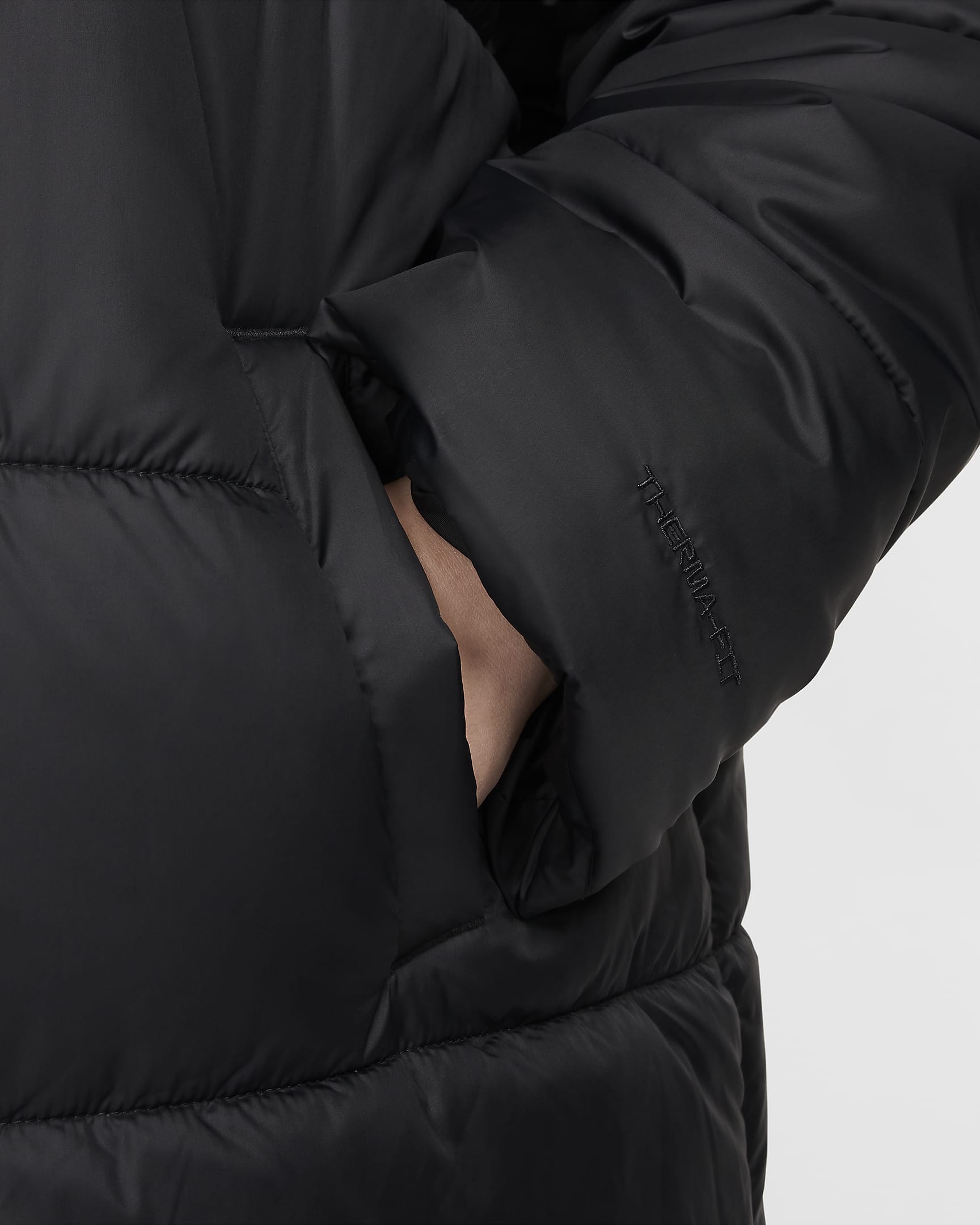 Nike Sportswear Classic Puffer Women's Therma-FIT Loose Parka (Plus Size) - Black/White