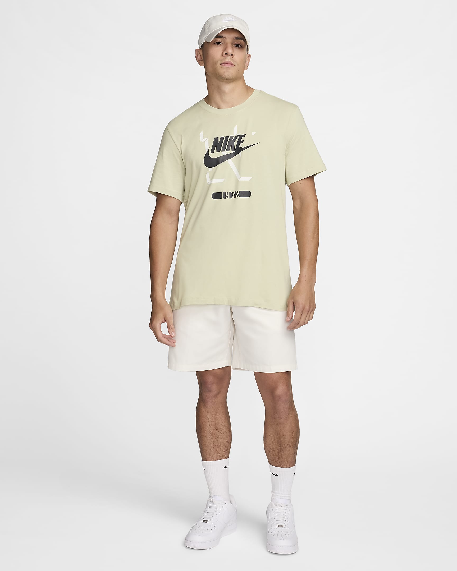 Nike Sportswear Men's T-Shirt. Nike.com