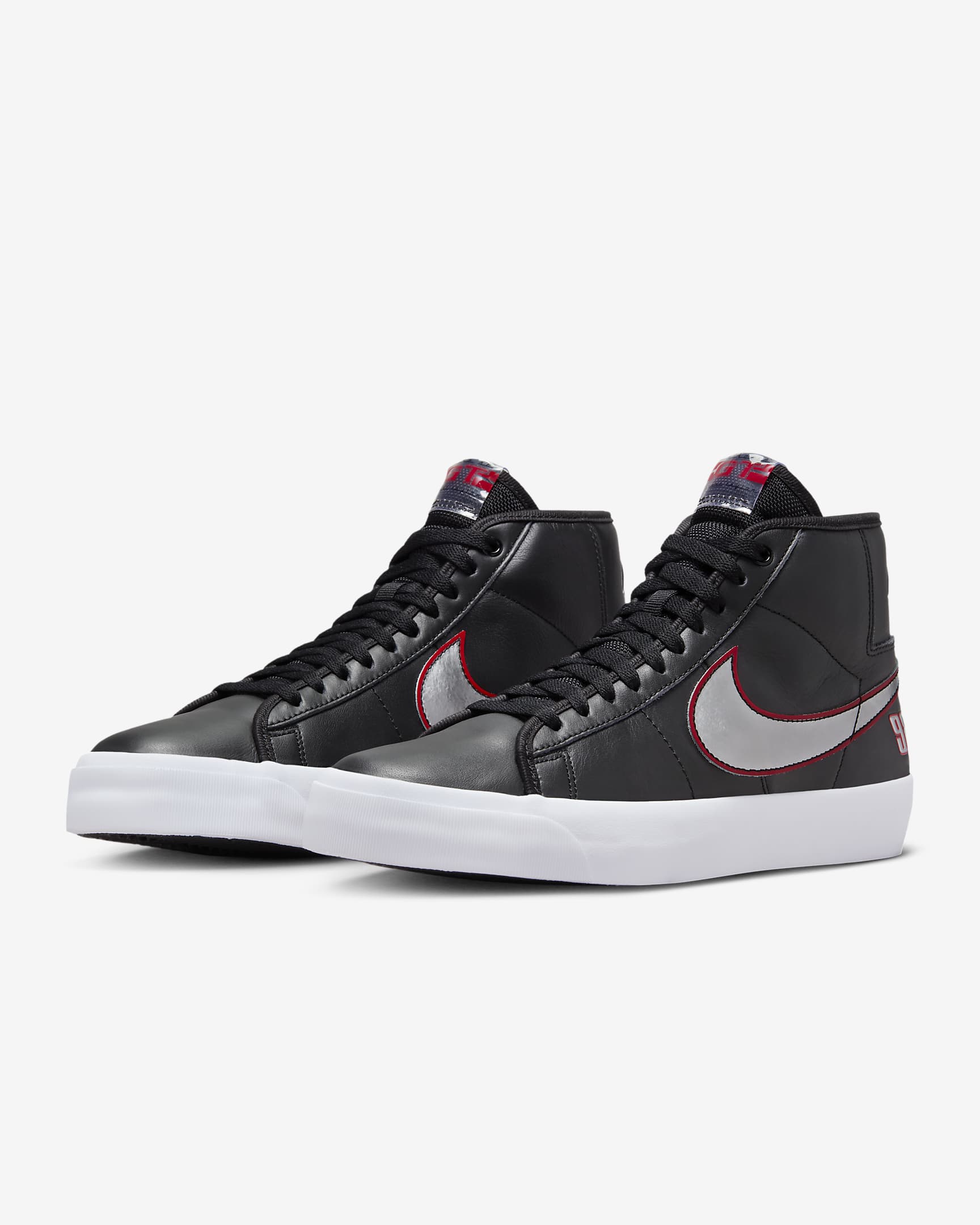 Tenis de skateboarding Nike Zoom Blazer Mid Pro GT - Negro/Rojo universitario/Blanco/Plata metalizado