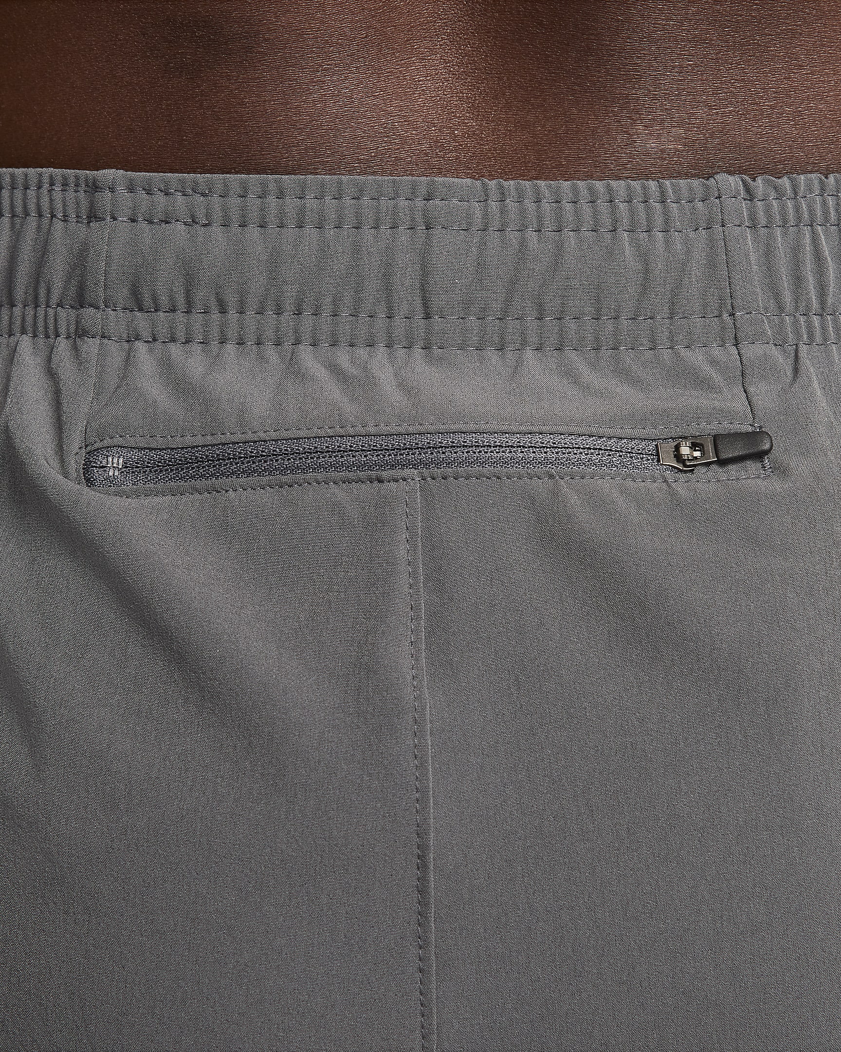 Pantaloni da running Nike Challenger – Uomo - Iron Grey