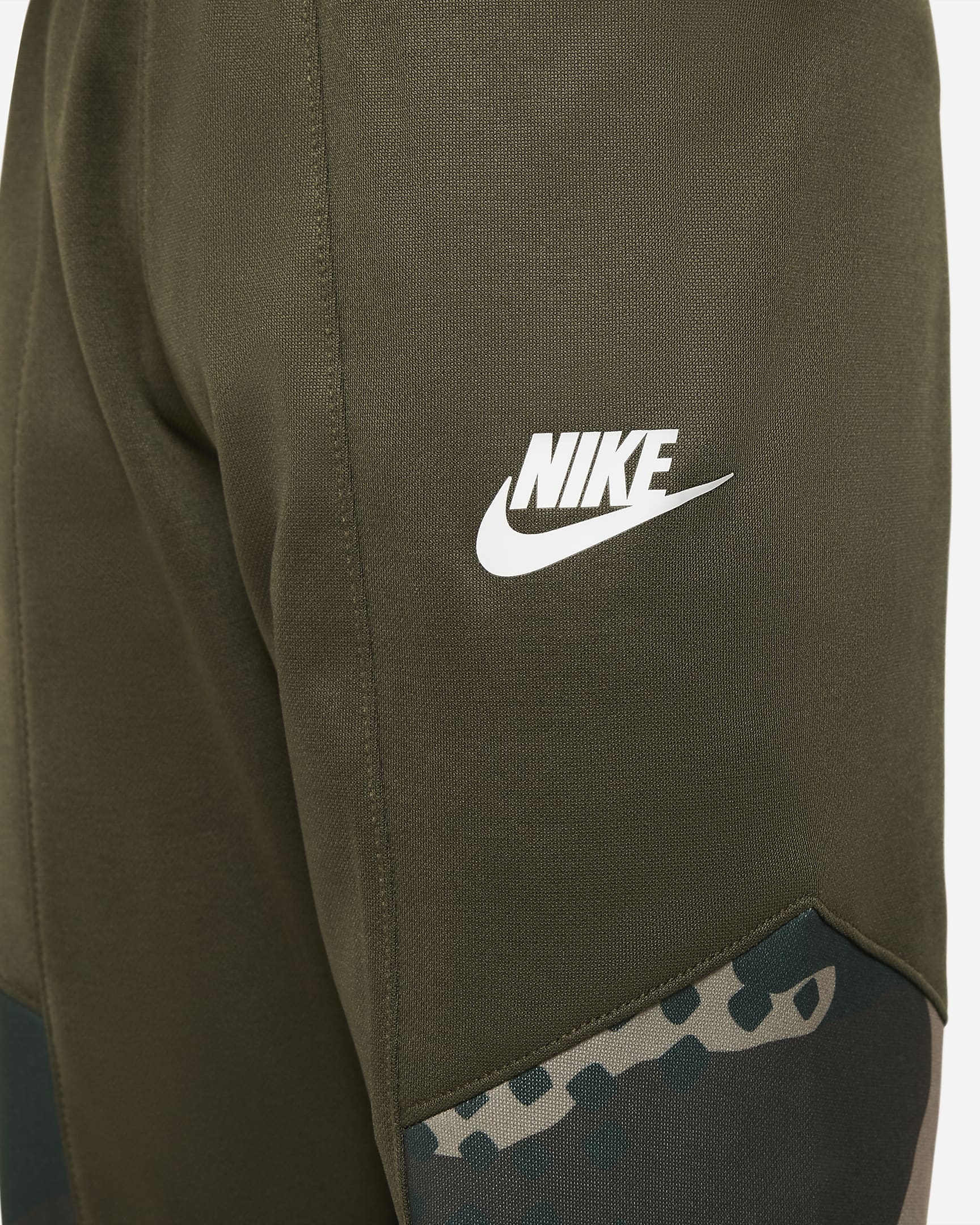 Nike Sportswear Club Camo Set Toddler Dri-FIT Tracksuit. Nike.com